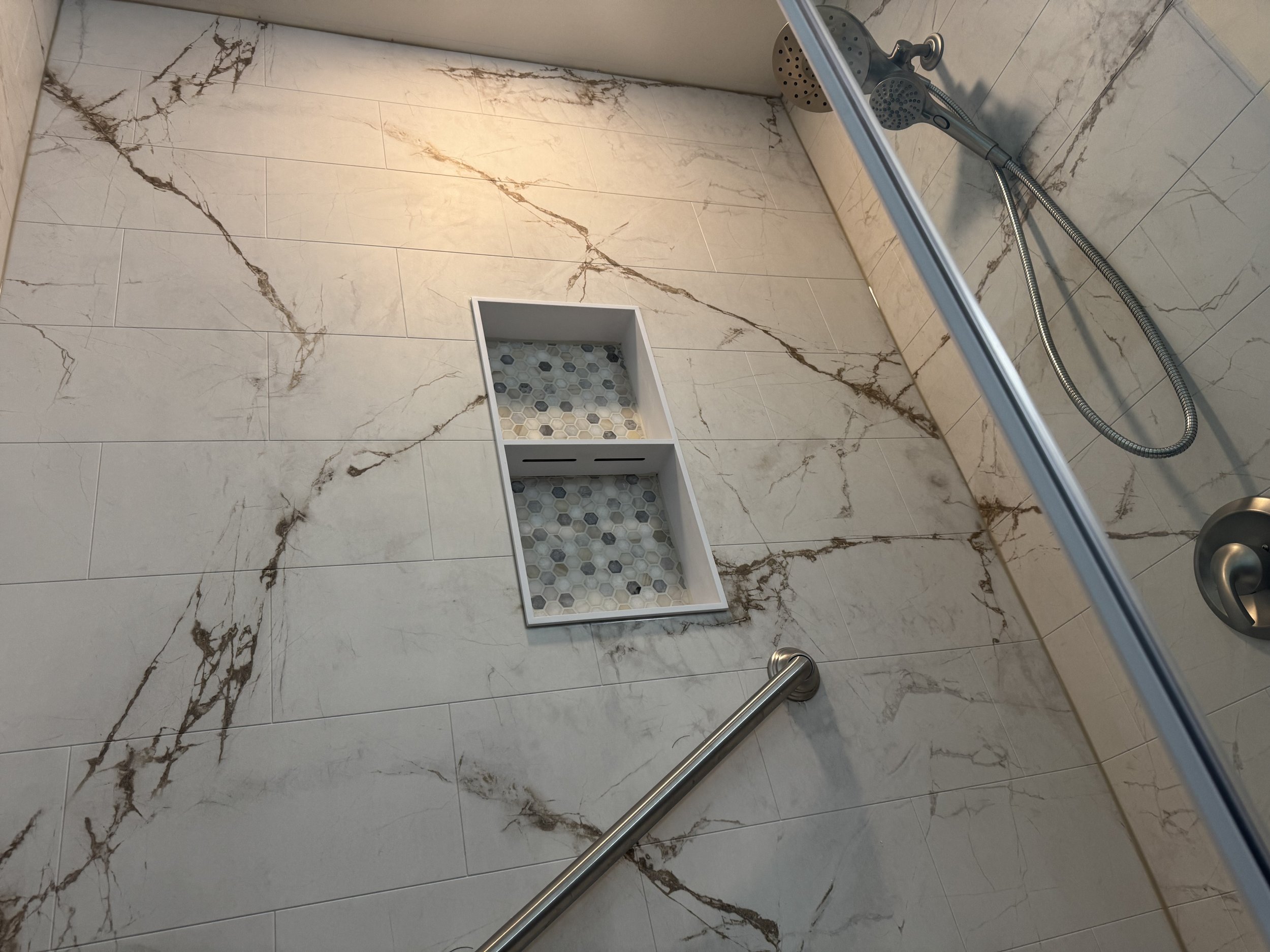 Kitchen remodeling
Bathroom remodeling
Kitchen and bath renovation
Custom bathroom design ROSELLE DUPAGE LAKE COOK KANE DEKALB