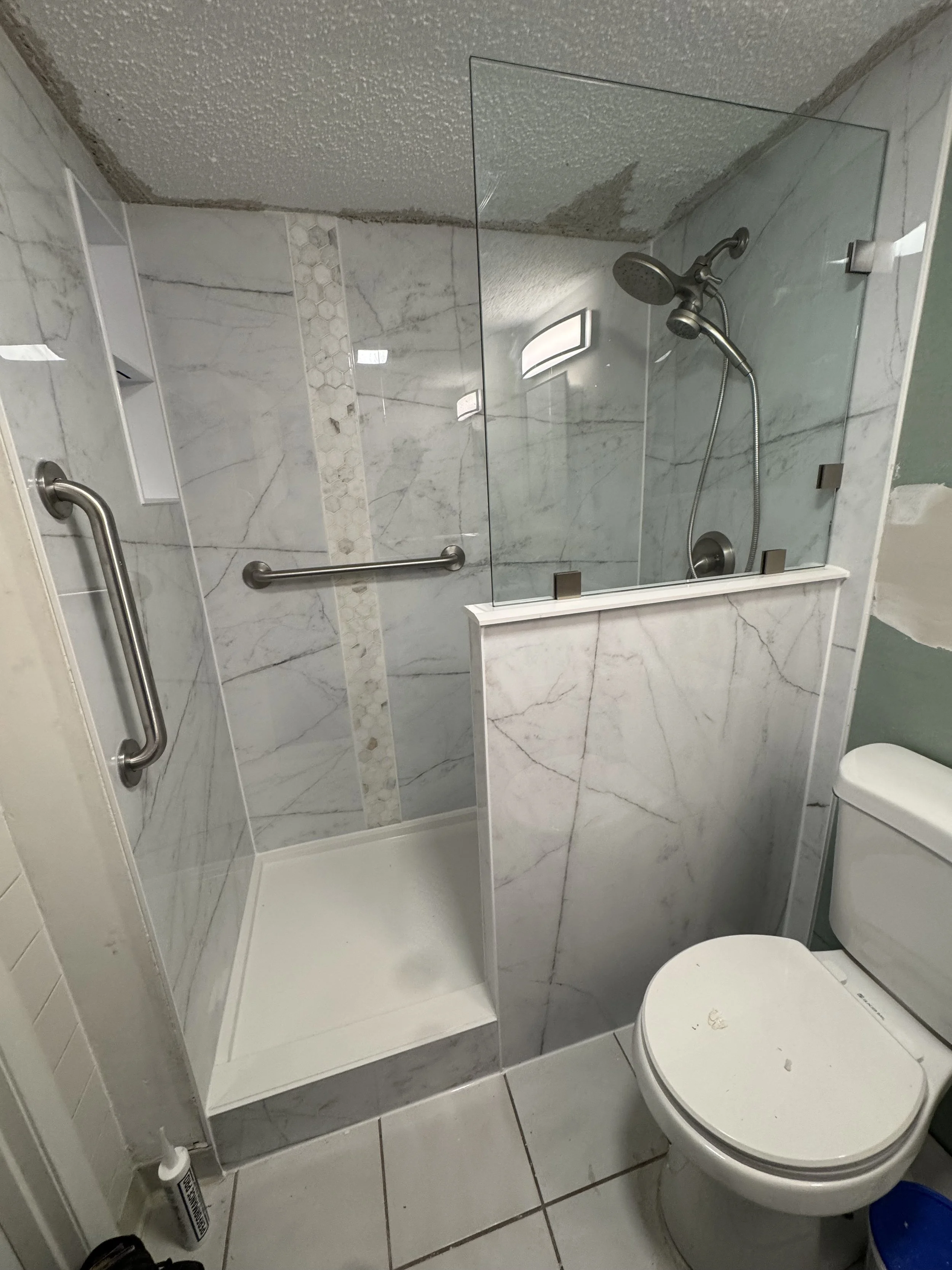 Kitchen remodeling Bathroom remodeling Kitchen and bath renovation Custom bathroom design — KASEYS CONTRACTORS https://www.kaseyscontractors.com/gallery/project-one-h346n-9696l Kitchen remodeling Bathroom remodeling Kitchen and bath renovation Custom