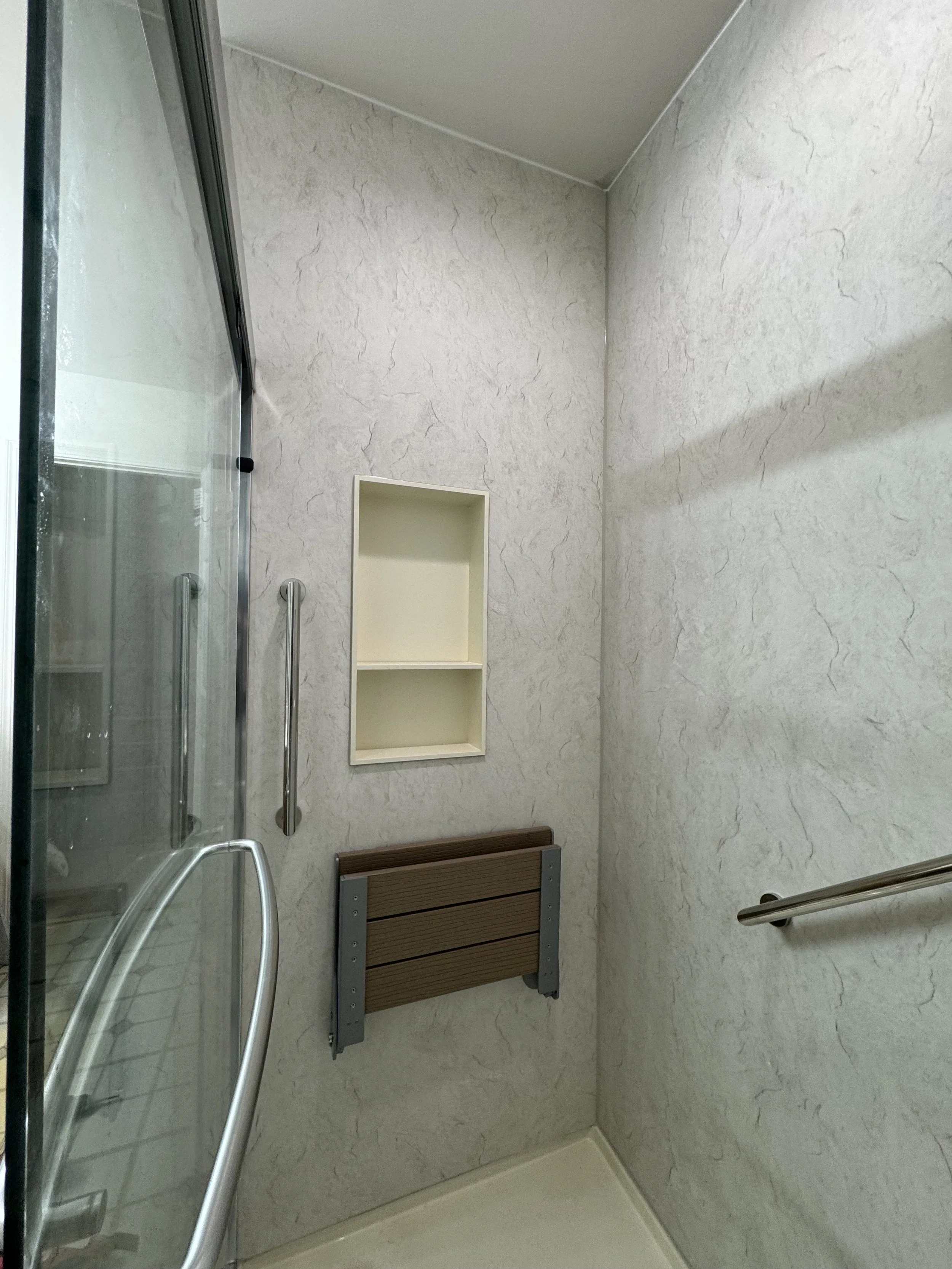 BATHROOM REMODEL -ROSELLE -SCHAUMBERG -NAPERVILLE- CHICAGO-MILWAUKEE- ROCKFORD-LAKE COUNTY - KANE COUNTY- DUPAGE COUNTY- LILSE -HOMER GLEN- DOWNERS GROVE - LOMBARD-OAKBROOK-HIONSDALE-BURR RIDGE- WILMETTE - HIGHLAND PARK- SKOKIE - KITCHEN REMODEL- NIL