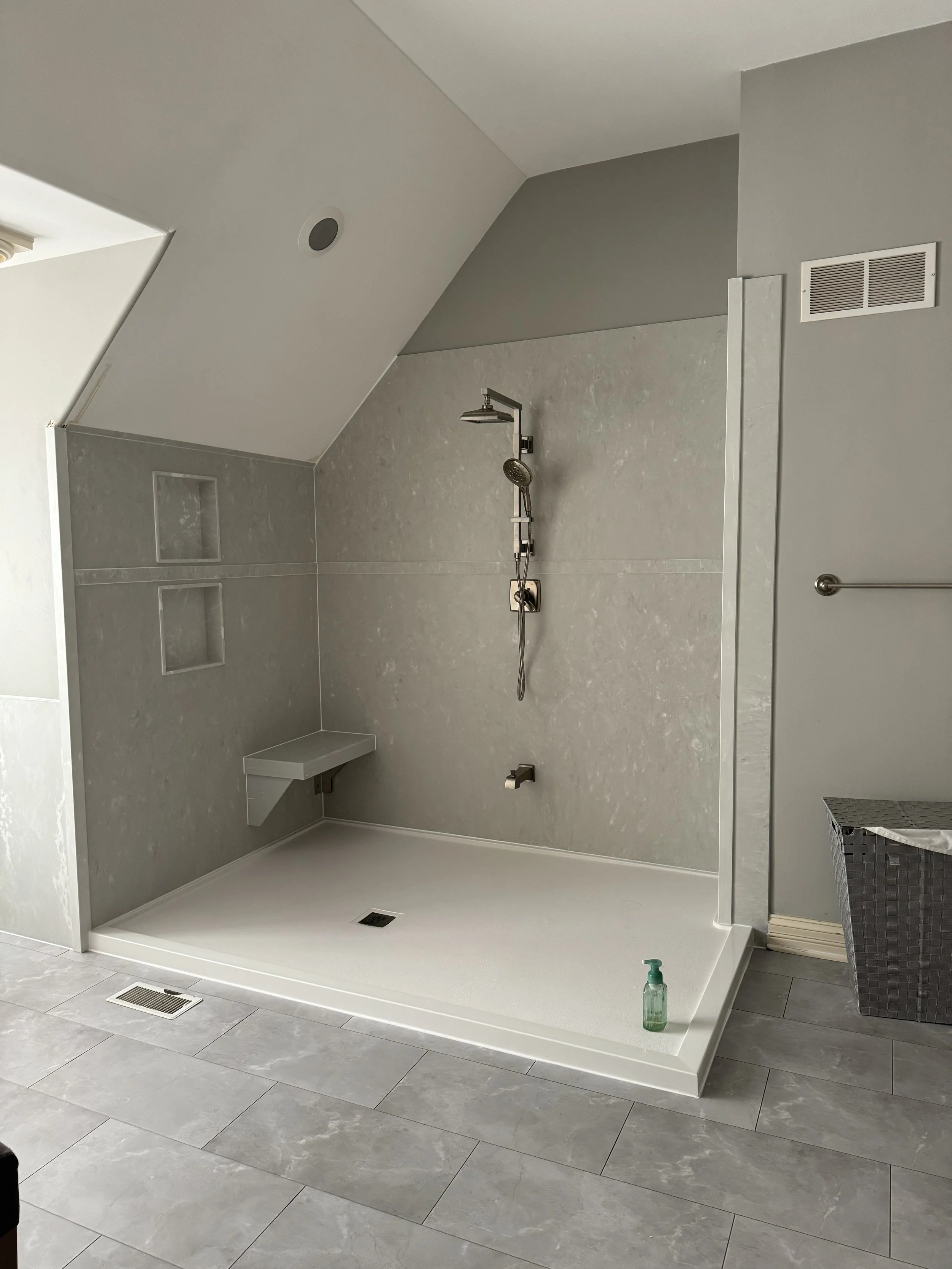 BATHROOM REMODEL -ROSELLE -SCHAUMBERG -NAPERVILLE- CHICAGO-MILWAUKEE- ROCKFORD-LAKE COUNTY - KANE COUNTY- DUPAGE COUNTY- LILSE -HOMER GLEN- DOWNERS GROVE - LOMBARD-OAKBROOK-HIONSDALE-BURR RIDGE- WILMETTE - HIGHLAND PARK- WOODSTOCK- AURORA - JOILET - 