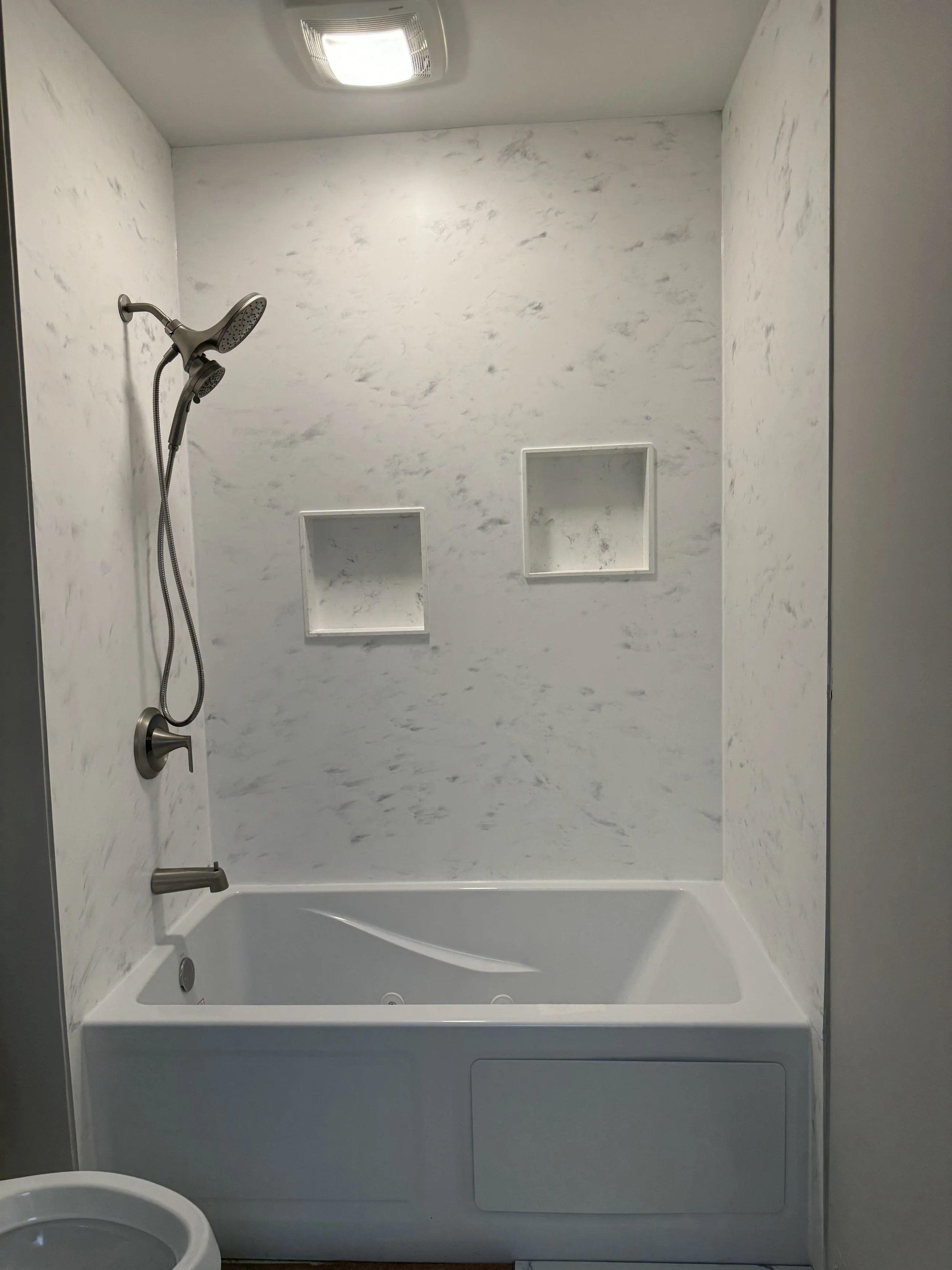 BATHROOM REMODEL -ROSELLE -SCHAUMBERG -NAPERVILLE- CHICAGO-MILWAUKEE- ROCKFORD-LAKE COUNTY - KANE COUNTY- DUPAGE COUNTY- LILSE -HOMER GLEN- DOWNERS GROVE - LOMBARD-OAKBROOK-HIONSDALE-BURR RIDGE- WILMETTE - HIGHLAND PARK- WOODSTOCK- AURORA - JOILET - 