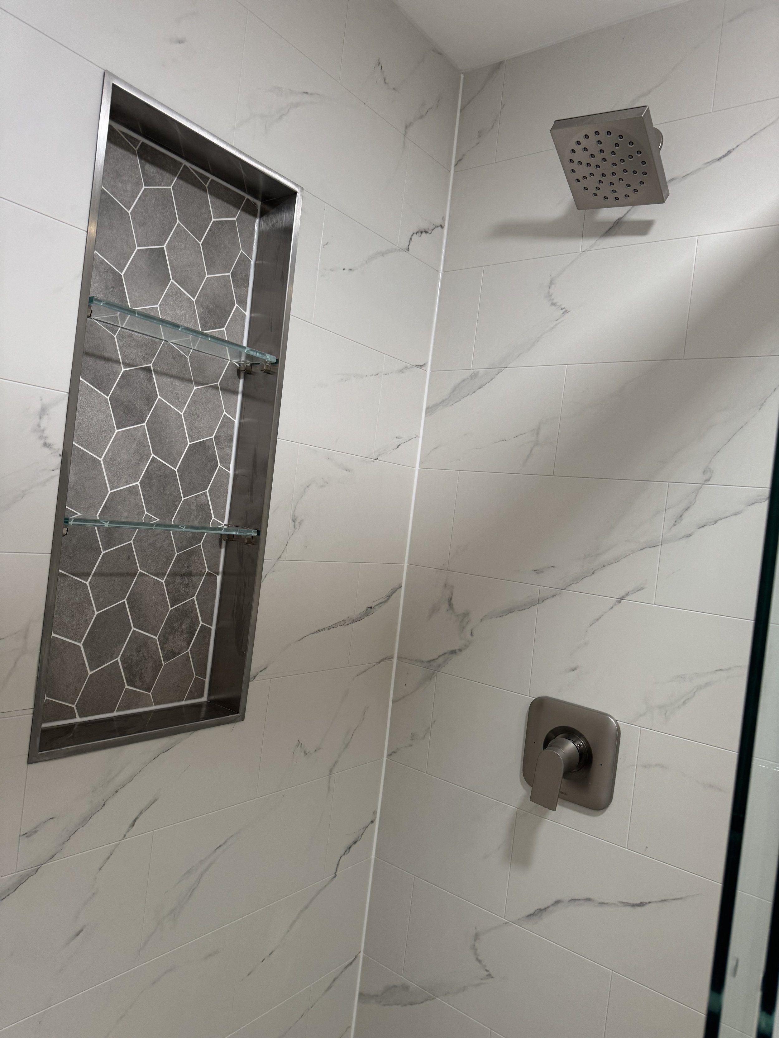 BATHROOM REMODEL -ROSELLE -SCHAUMBERG -NAPERVILLE- CHICAGO-MILWAUKEE- ROCKFORD-LAKE COUNTY - KANE COUNTY- DUPAGE COUNTY- LILSE -HOMER GLEN- DOWNERS GROVE - LOMBARD-OAKBROOK-HIONSDALE-BURR RIDGE- WILMETTE - HIGHLAND PARK- WOODSTOCK- AURORA - JOILET - 