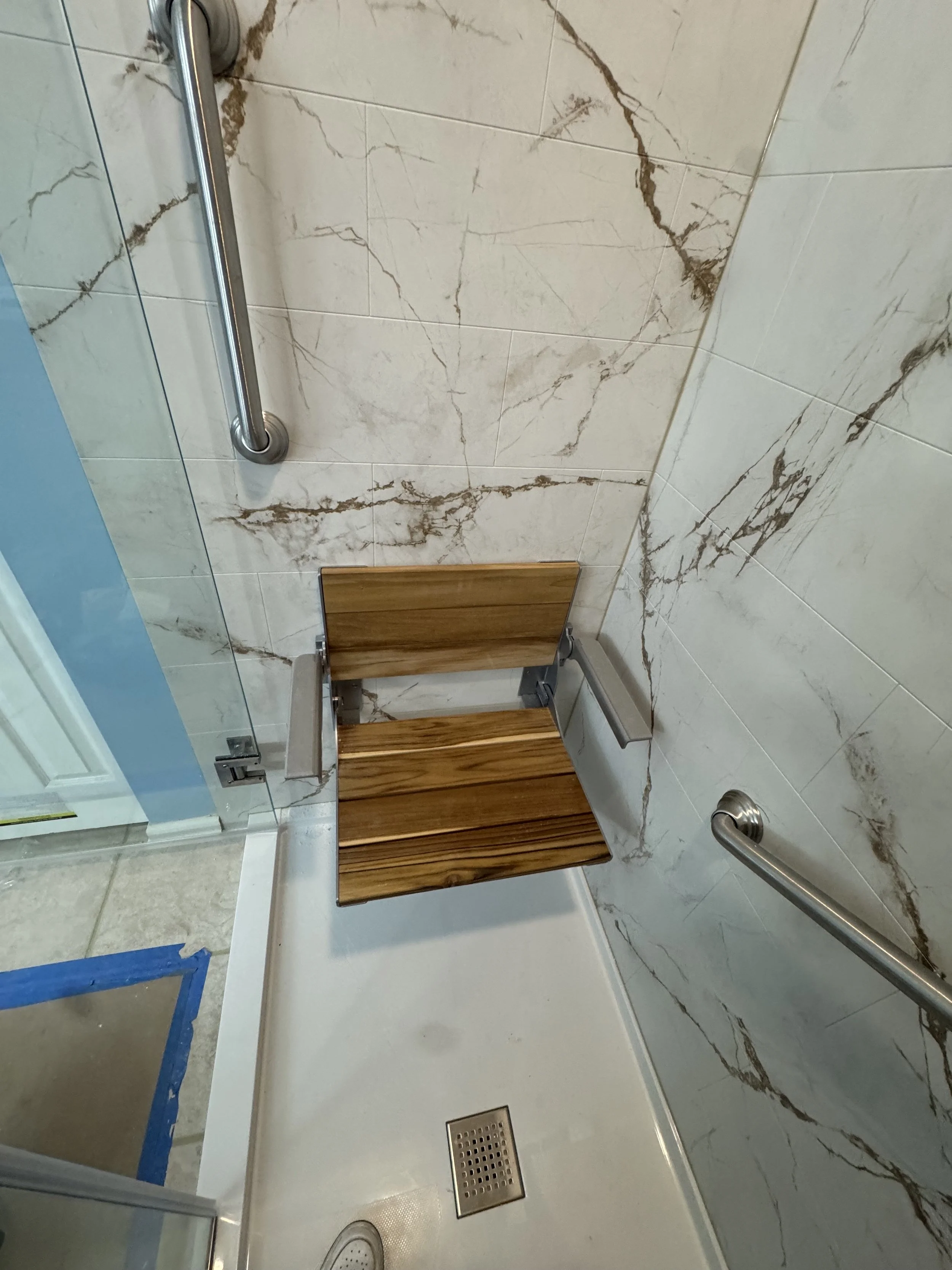 Kitchen remodeling
Bathroom remodeling
Kitchen and bath renovation
Custom bathroom design ROSELLE DUPAGE LAKE COOK KANE DEKALB