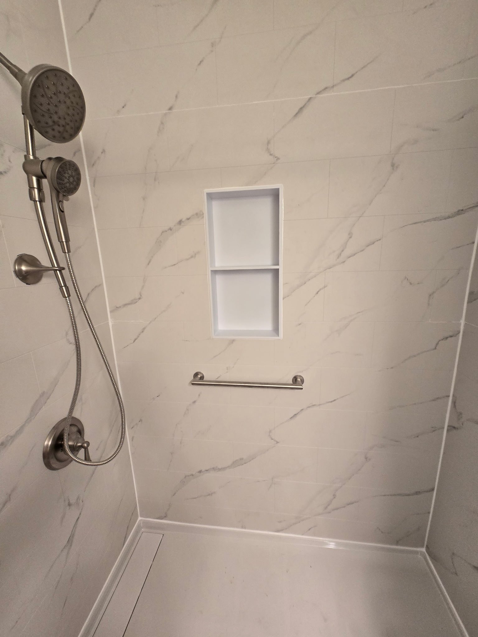 BATHROOM REMODEL -ROSELLE -SCHAUMBERG -NAPERVILLE- CHICAGO-MILWAUKEE- ROCKFORD-LAKE COUNTY - KANE COUNTY- DUPAGE COUNTY- LILSE -HOMER GLEN- DOWNERS GROVE - LOMBARD-OAKBROOK-HIONSDALE-BURR RIDGE- WILMETTE - HIGHLAND PARK- SKOKIE - KITCHEN REMODEL- NIL