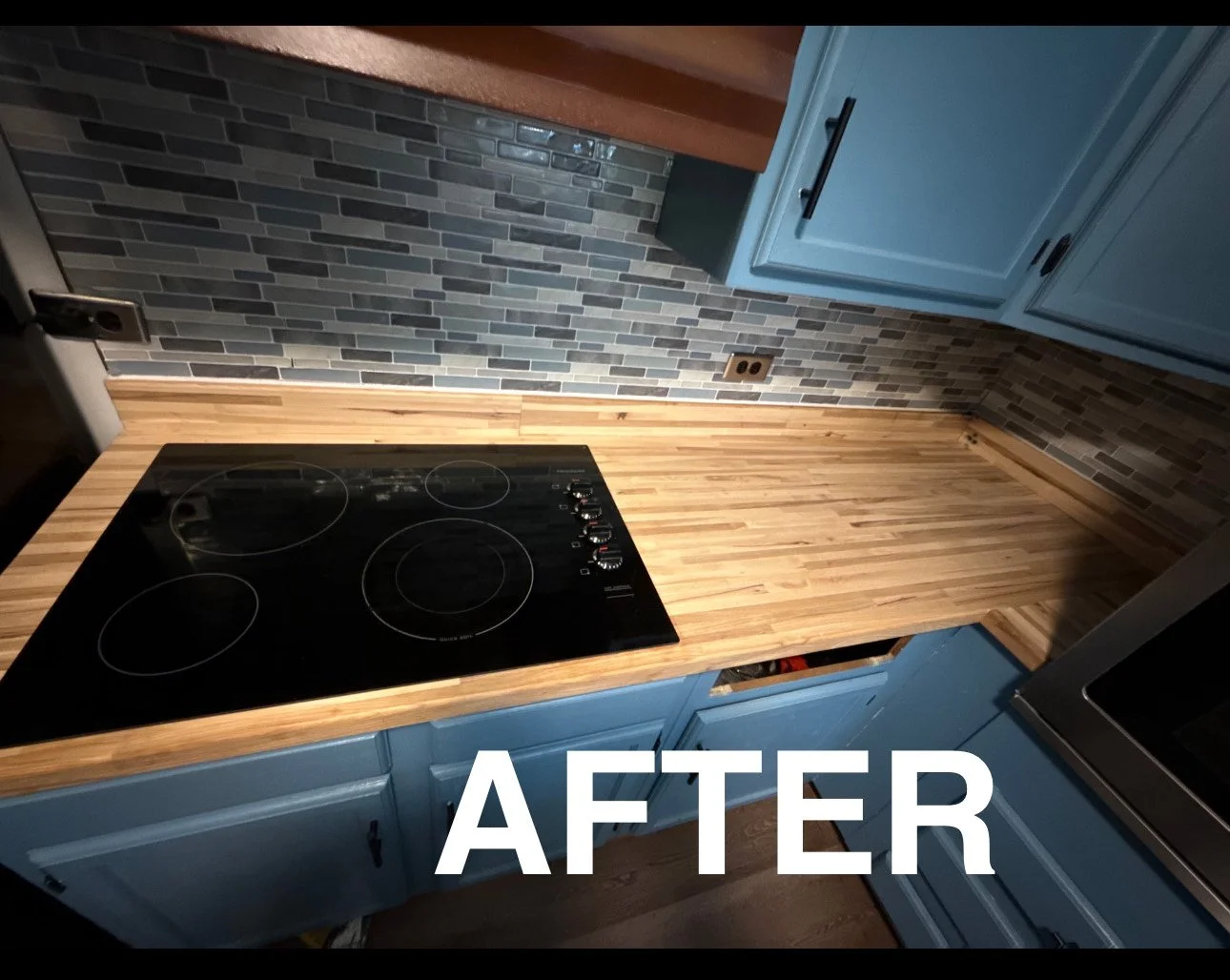Kitchen remodeling
Bathroom remodeling
Kitchen and bath renovation
Custom bathroom design