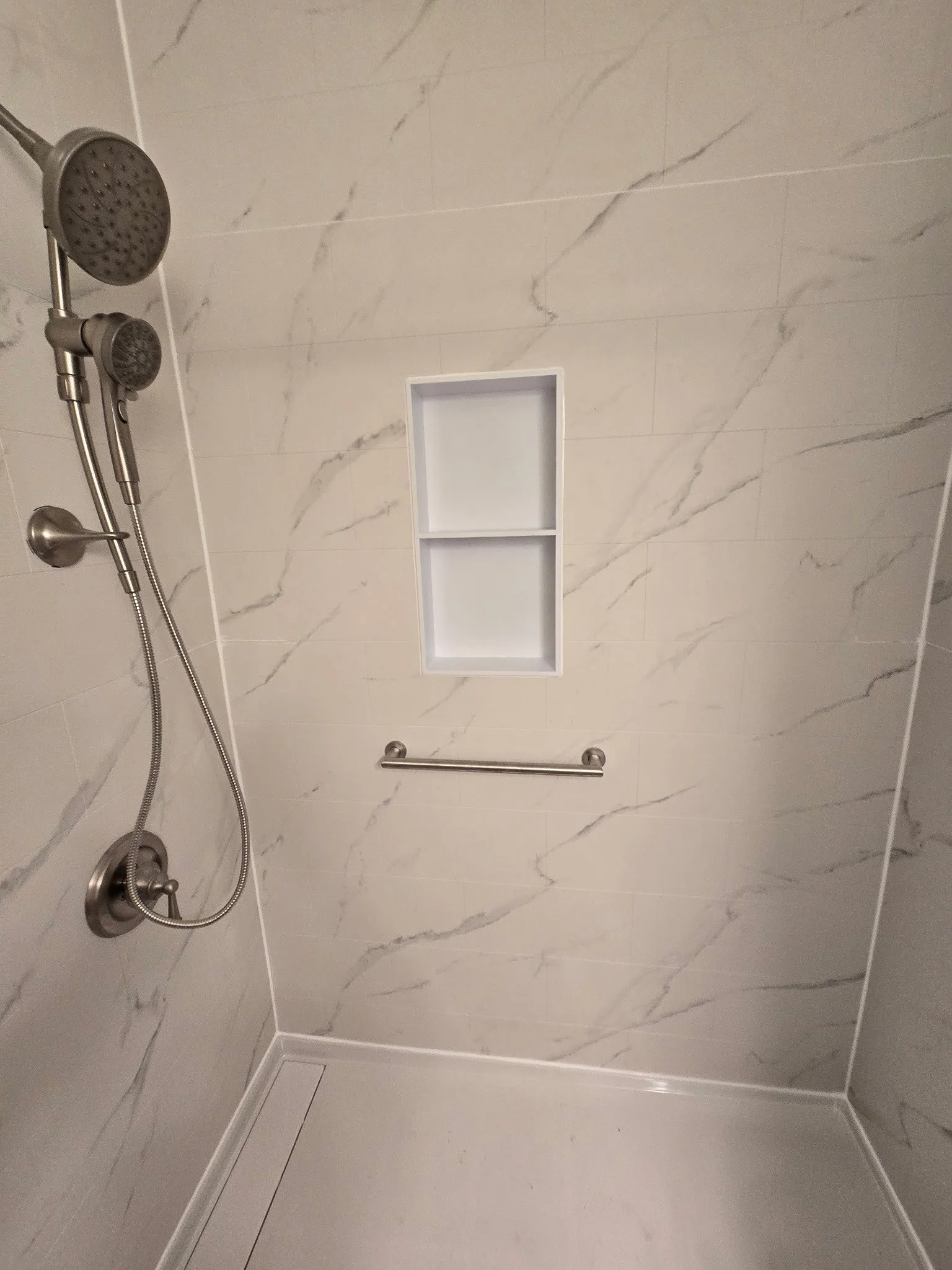 FULL BATH REMODEL - BOILINGBROOK