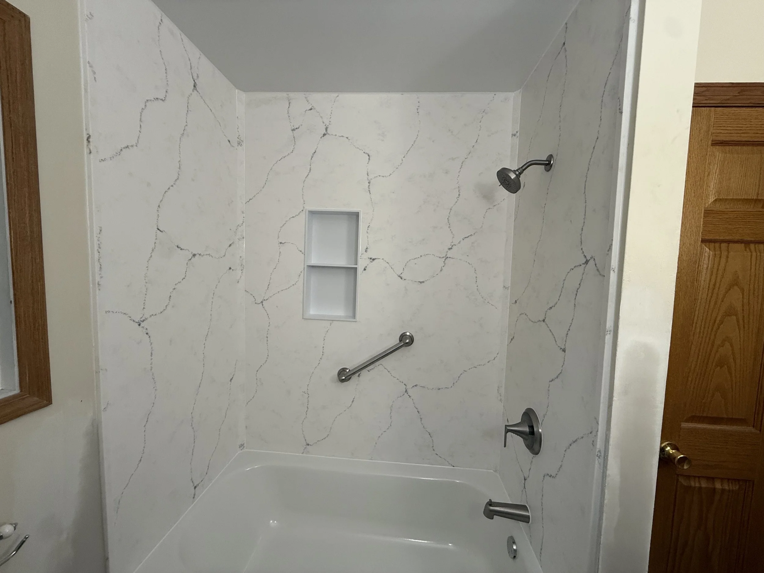 TUB REPLACEMENT - CAMPTON HILLS