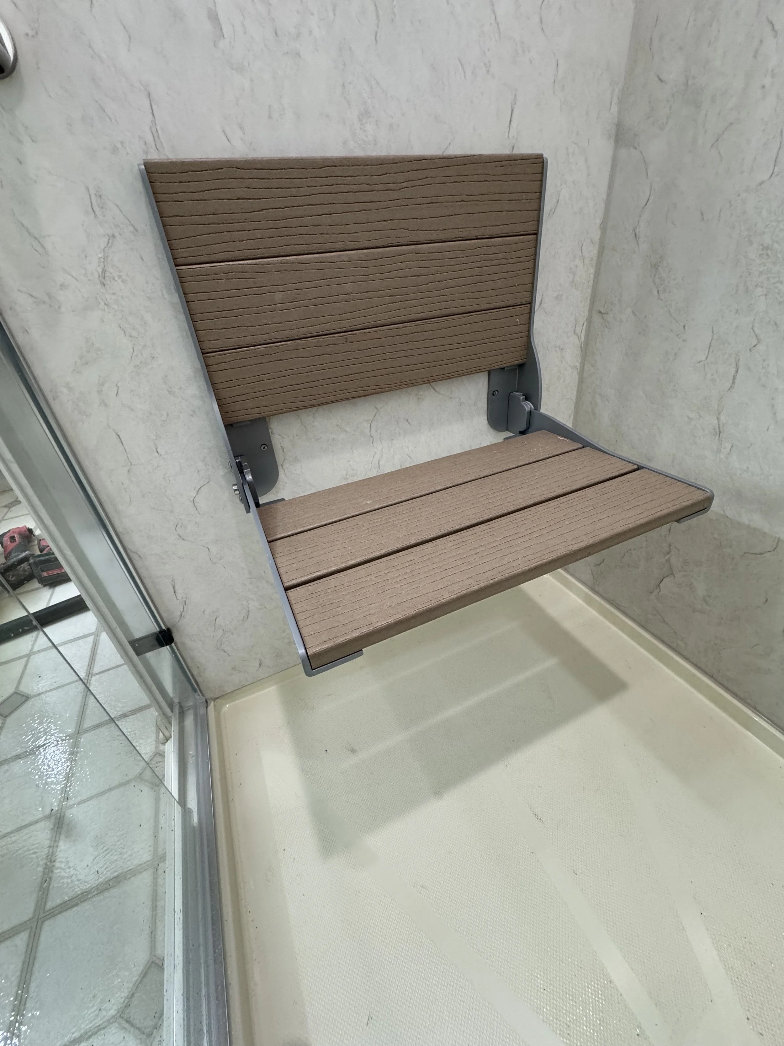 BATHROOM REMODEL -ROSELLE -SCHAUMBERG -NAPERVILLE- CHICAGO-MILWAUKEE- ROCKFORD-LAKE COUNTY - KANE COUNTY- DUPAGE COUNTY- LILSE -HOMER GLEN- DOWNERS GROVE - LOMBARD-OAKBROOK-HIONSDALE-BURR RIDGE- WILMETTE - HIGHLAND PARK- SKOKIE - KITCHEN REMODEL- NIL