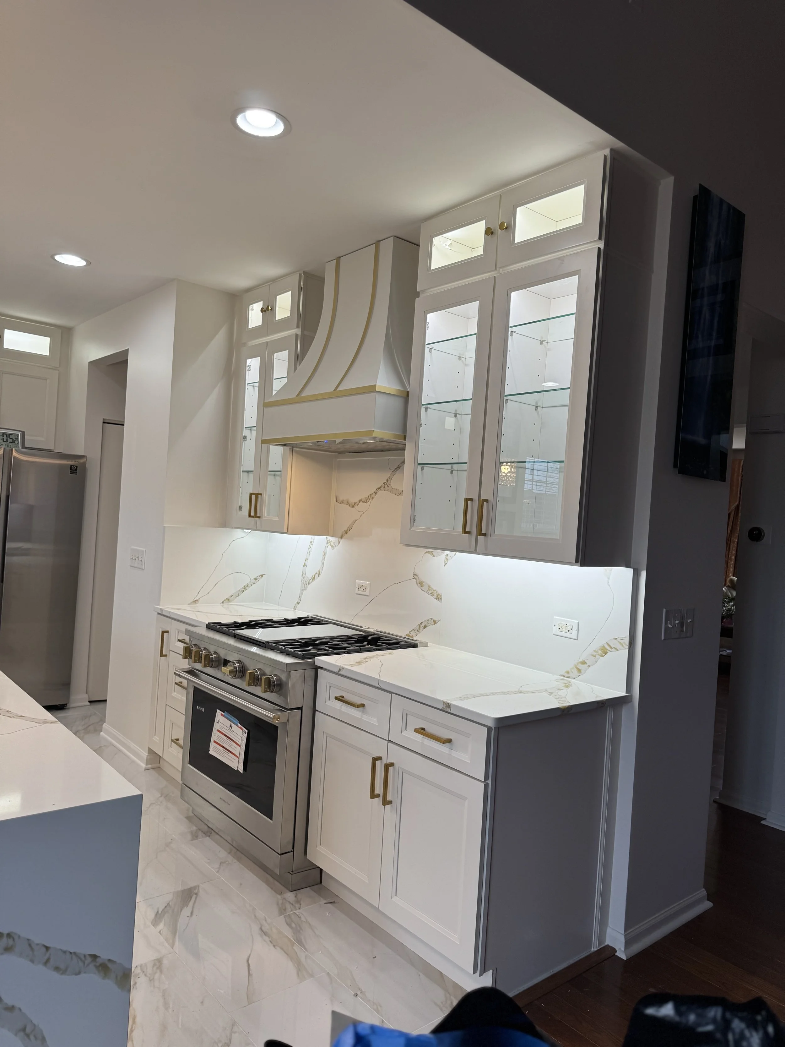 BATHROOM REMODEL -ROSELLE -SCHAUMBERG -NAPERVILLE- CHICAGO-MILWAUKEE- ROCKFORD-LAKE COUNTY - KANE COUNTY- DUPAGE COUNTY- LILSE -HOMER GLEN- DOWNERS GROVE - LOMBARD-OAKBROOK-HIONSDALE-BURR RIDGE- WILMETTE - HIGHLAND PARK- WOODSTOCK- AURORA - JOILET - 