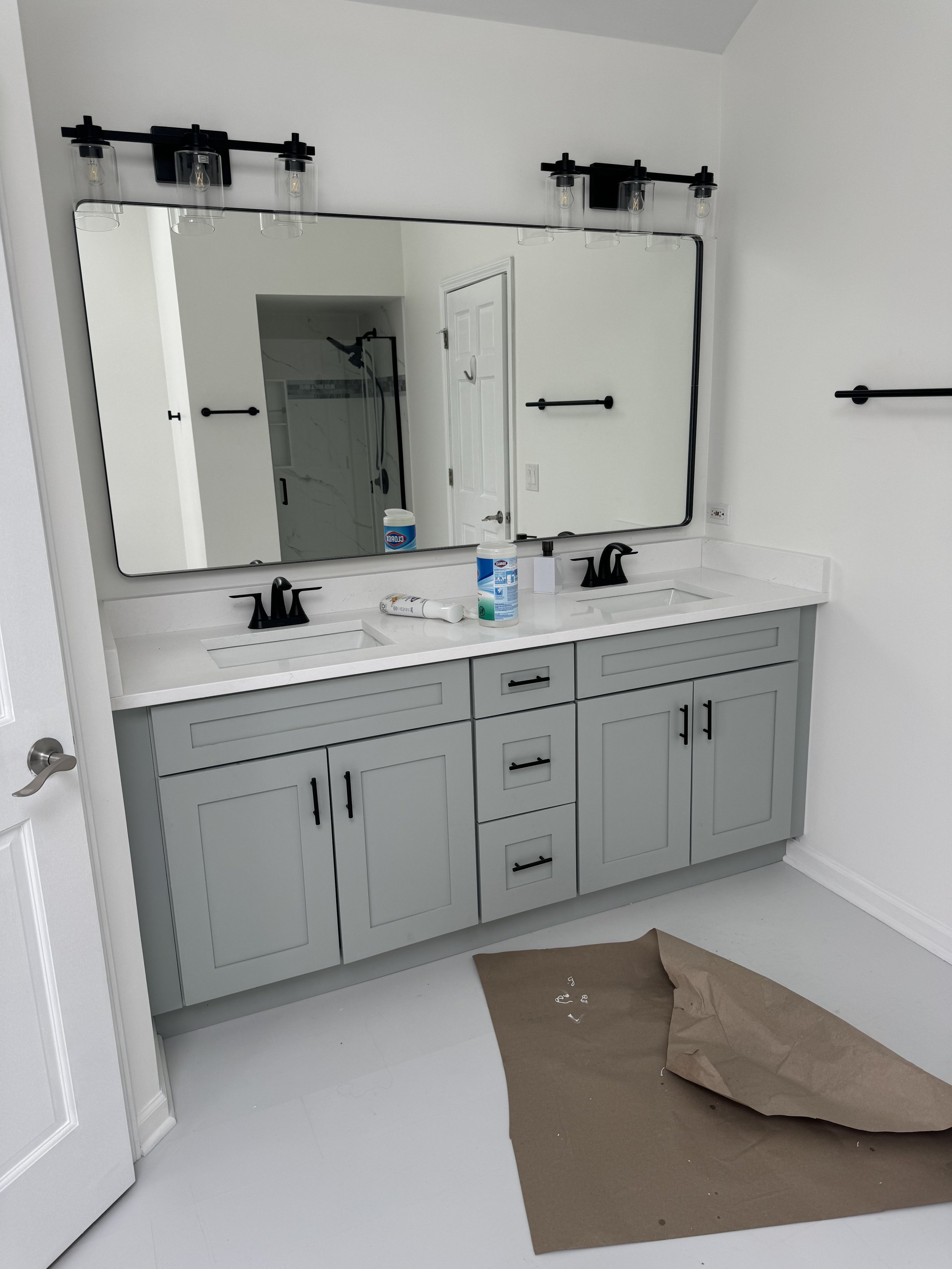 BATHROOM REMODEL -ROSELLE -SCHAUMBERG -NAPERVILLE- CHICAGO-MILWAUKEE- ROCKFORD-LAKE COUNTY - KANE COUNTY- DUPAGE COUNTY- LILSE -HOMER GLEN- DOWNERS GROVE - LOMBARD-OAKBROOK-HIONSDALE-BURR RIDGE- WILMETTE - HIGHLAND PARK- WOODSTOCK- AURORA - JOILET - 