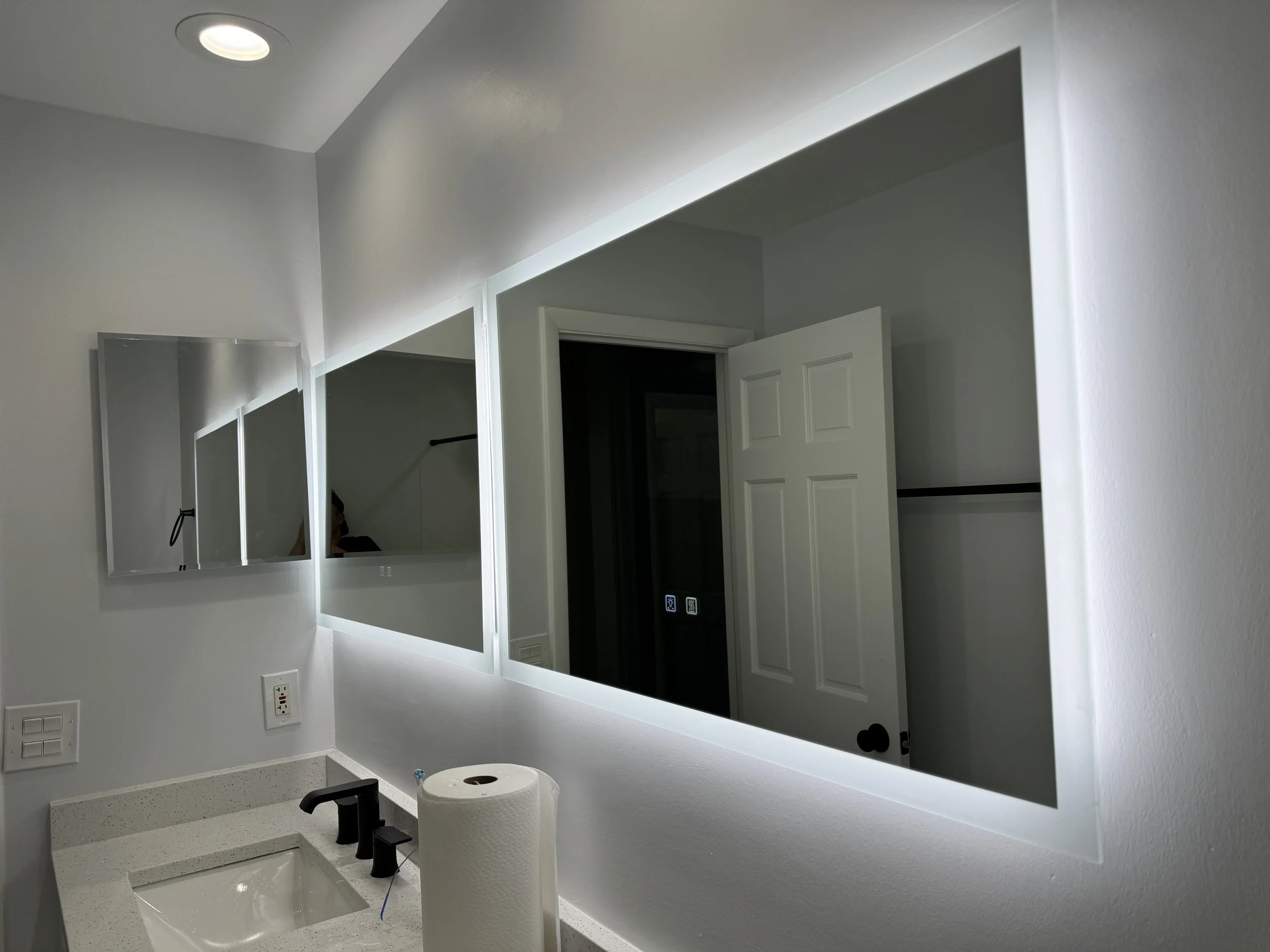 LIGHTED MIRRORS FULL BATHROOM REMODEL