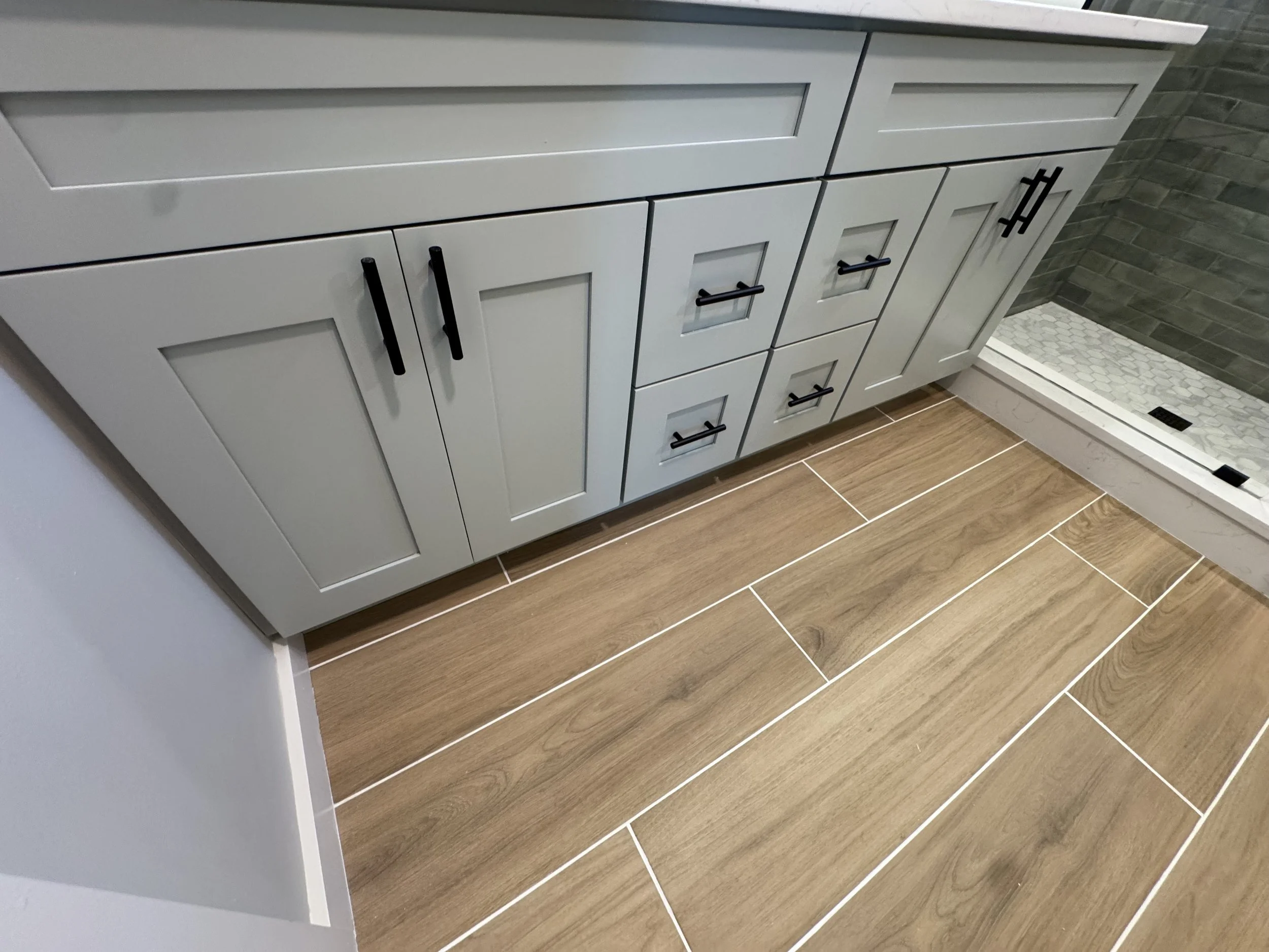 Kitchen remodeling Bathroom remodeling Kitchen and bath renovation Custom bathroom design — KASEYS CONTRACTORS https://www.kaseyscontractors.com/gallery/project-one-h346n-9696l Kitchen remodeling Bathroom remodeling Kitchen and bath renovation Custom