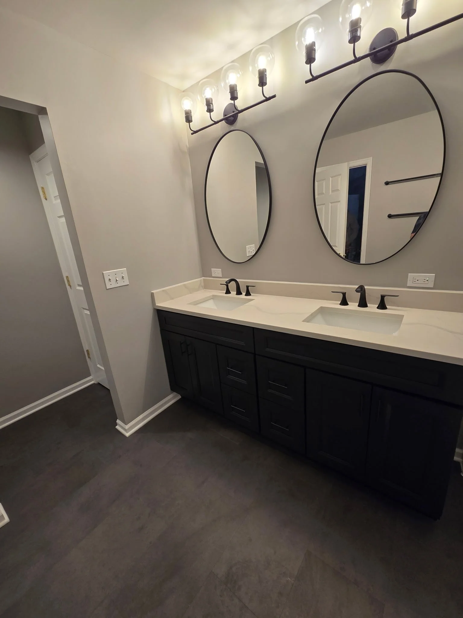 BATHROOM REMODEL -ROSELLE -SCHAUMBERG -NAPERVILLE- CHICAGO-MILWAUKEE- ROCKFORD-LAKE COUNTY - KANE COUNTY- DUPAGE COUNTY-  LILSE -HOMER GLEN- DOWNERS GROVE - LOMBARD-OAKBROOK-HIONSDALE-BURR RIDGE- WILMETTE - HIGHLAND PARK- SKOKIE - KITCHEN REMODEL- NI
