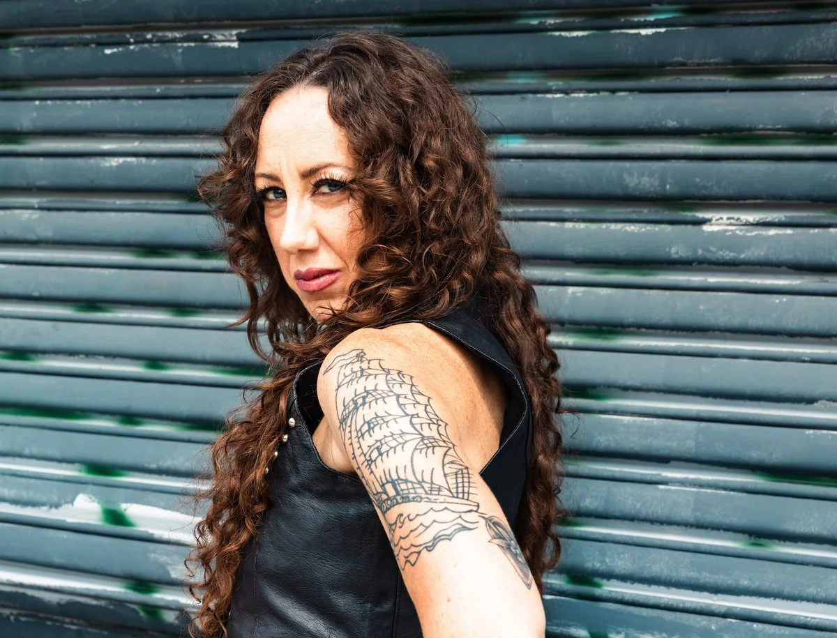 Outlaw Thursdays - ROBERTA FACEPLANT