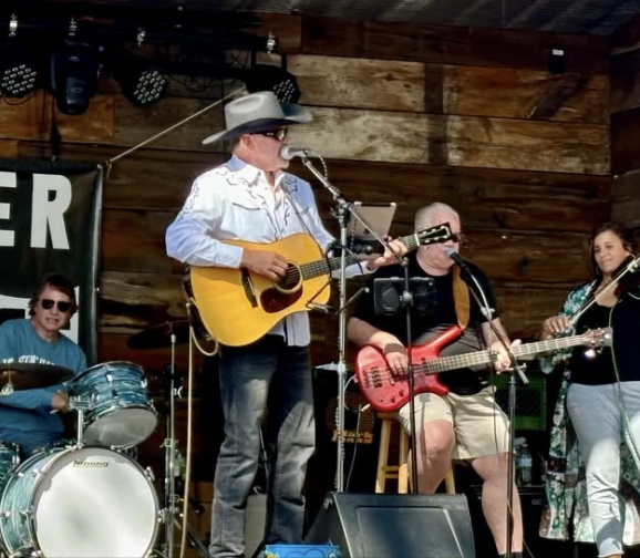 COORS COUNTRY SUMMER SERIES - RIVER DAWGS