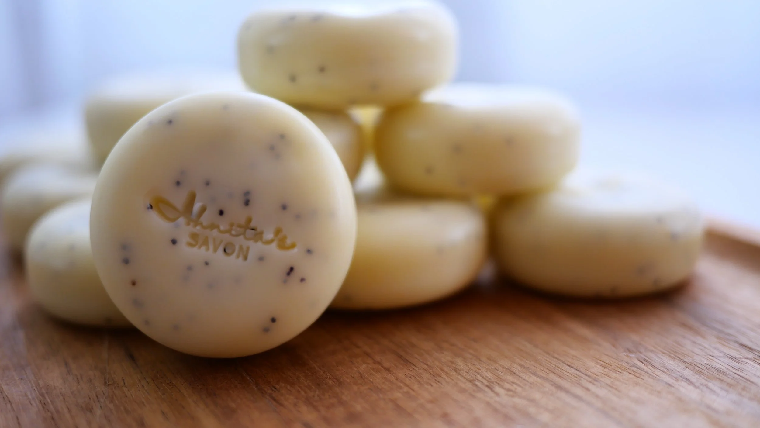 Ahnita's Savon Honey Citrus Glow Bar