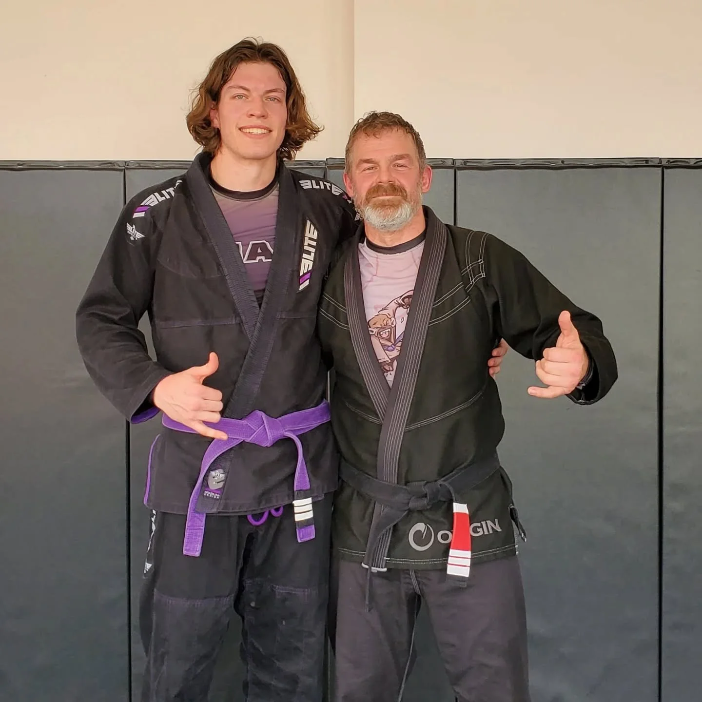 Third stripe for @onlybigt!!! #brazilianjiujitsu #bigbiceps #concrete