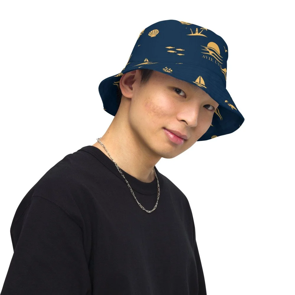 bucket-navy-model-2.jpg