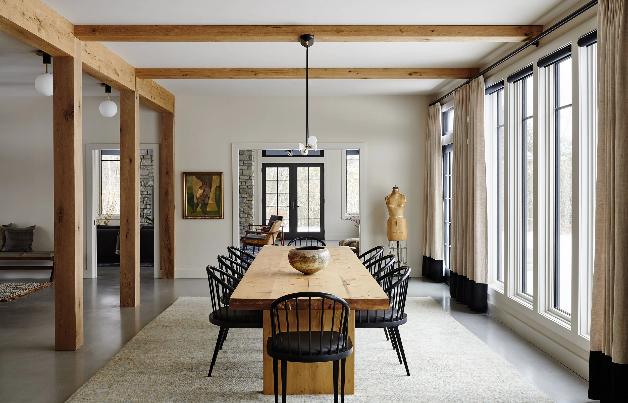 JC_MountainHouse_DiningRoom_1_019_v2.jpg