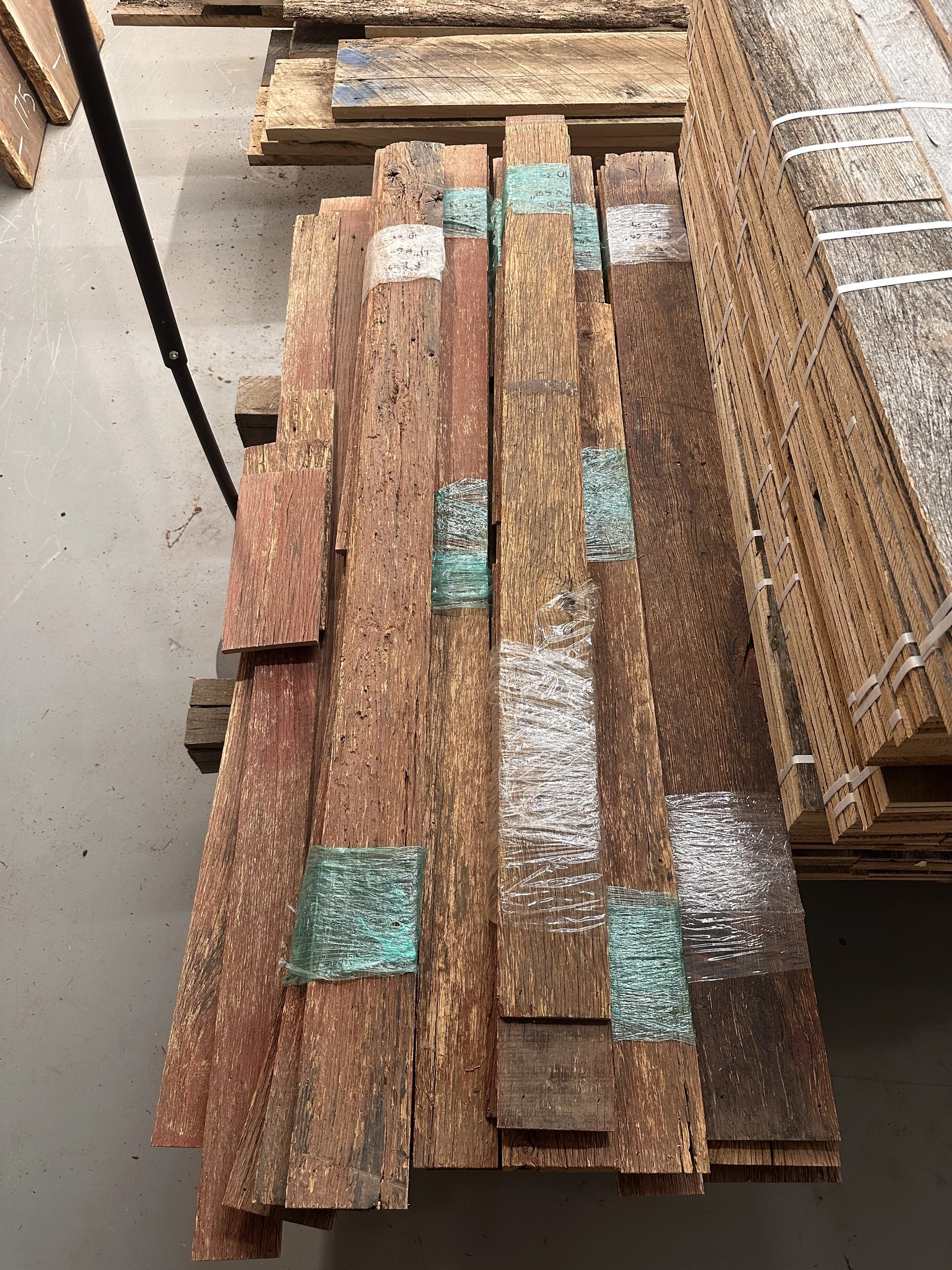 Reclaimed Barnwood Skins (Red)
