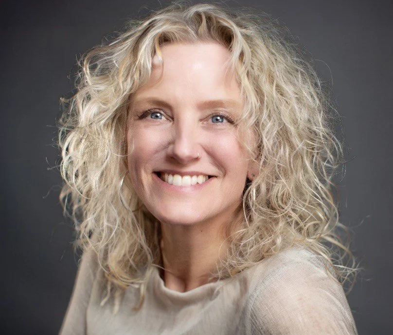 Image of Pia Arrendell, LMFT owner of Between Us Practice, Lotus Therapeutics, and The Resourced Life Project.