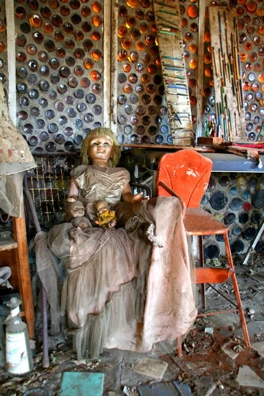 Kathy LaForce © doll-with-dolls.jpg