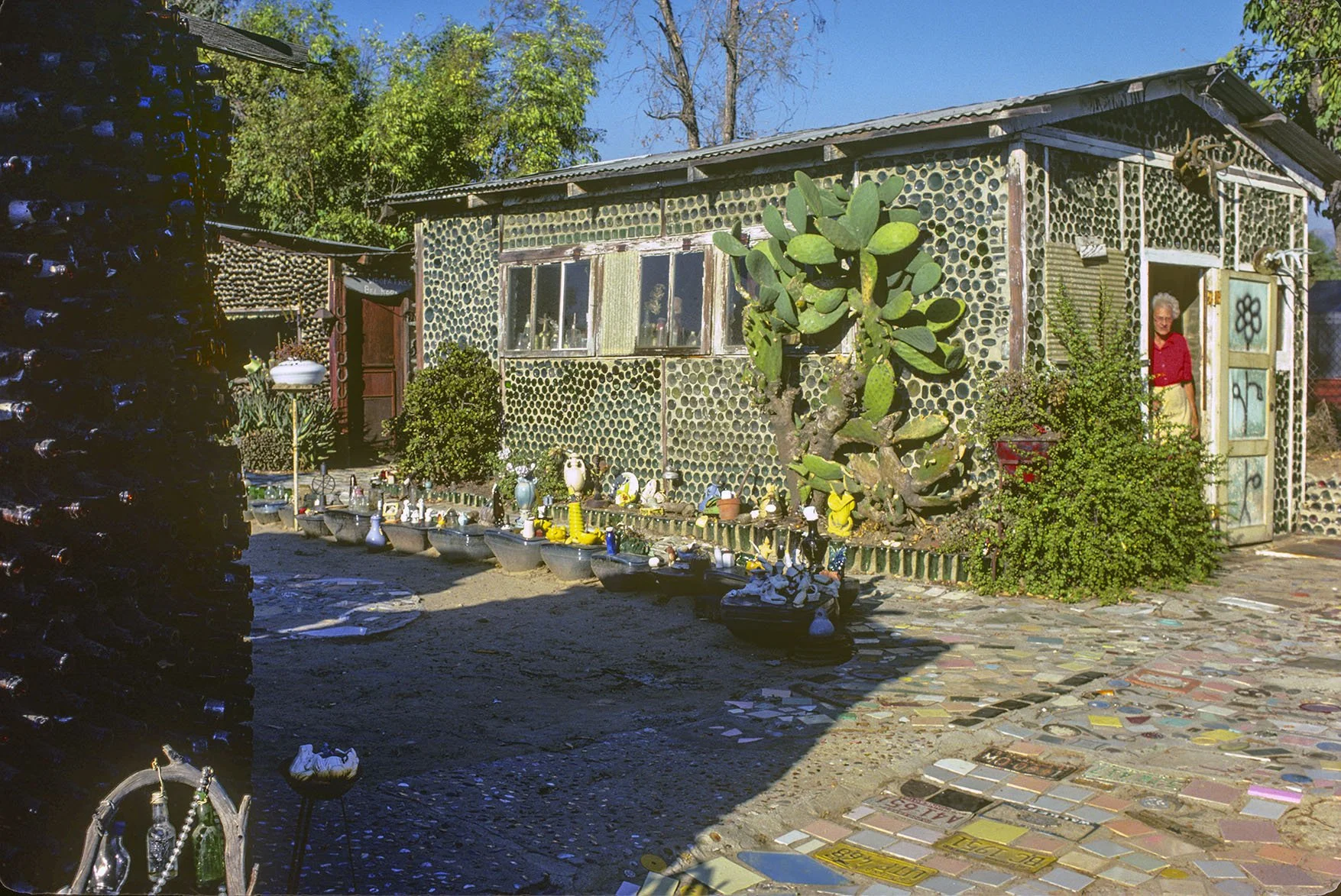 Bottle_Village_0006.jpg