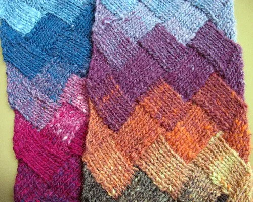 Entrelac knitted scarf in multi-colored yarn