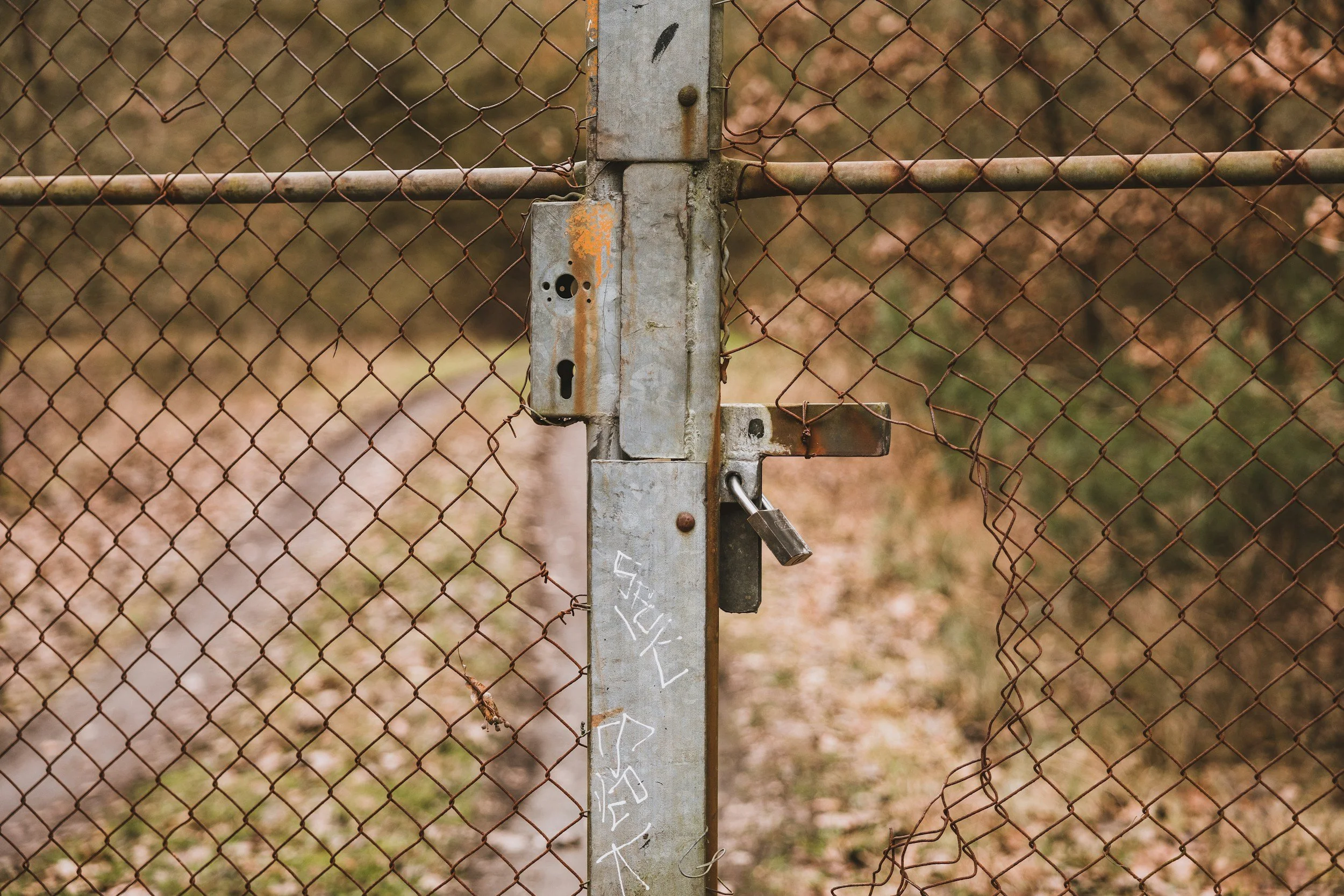 5 Warning Signs Your Gate Needs Repair in Fort Worth, TX