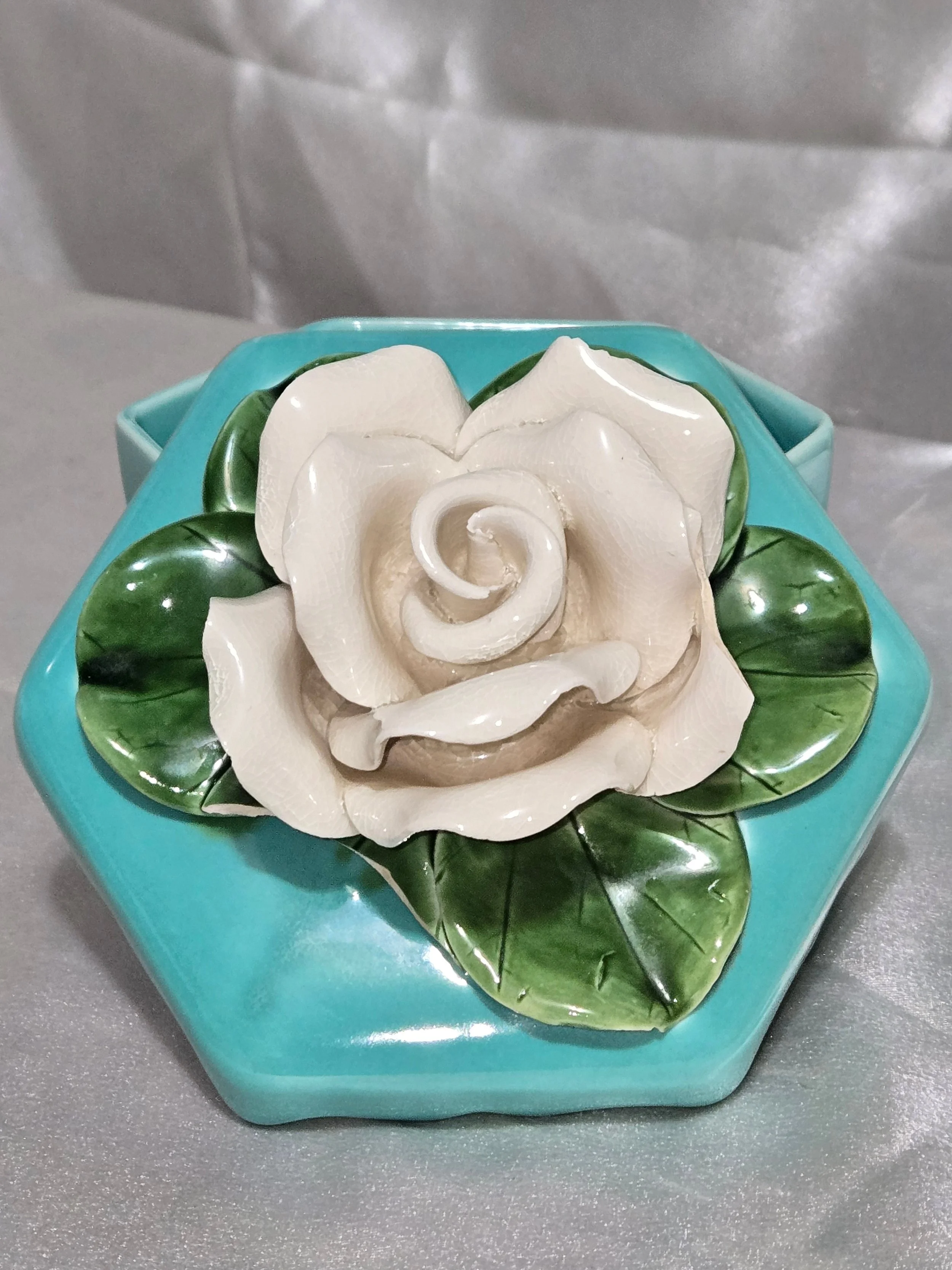 Mid century style floral ceramic box top view