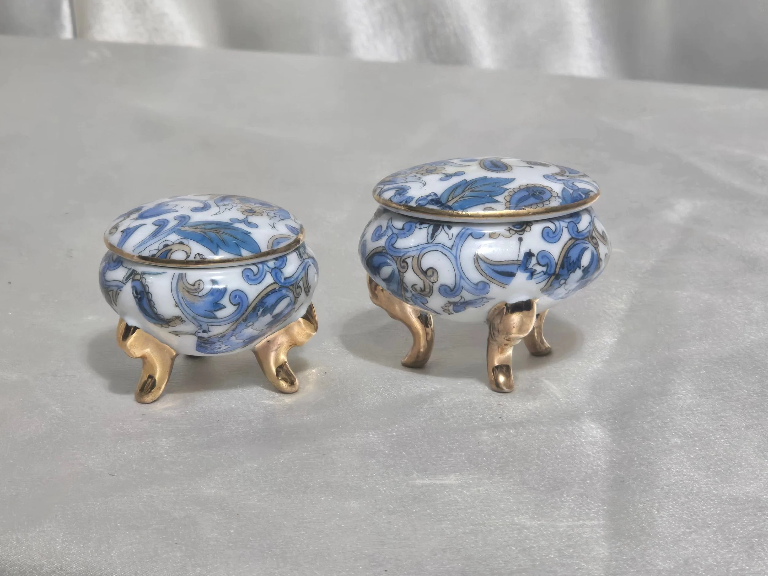 Vintage Blue and White Porcelain Trinket Boxes Floral Lidded Set