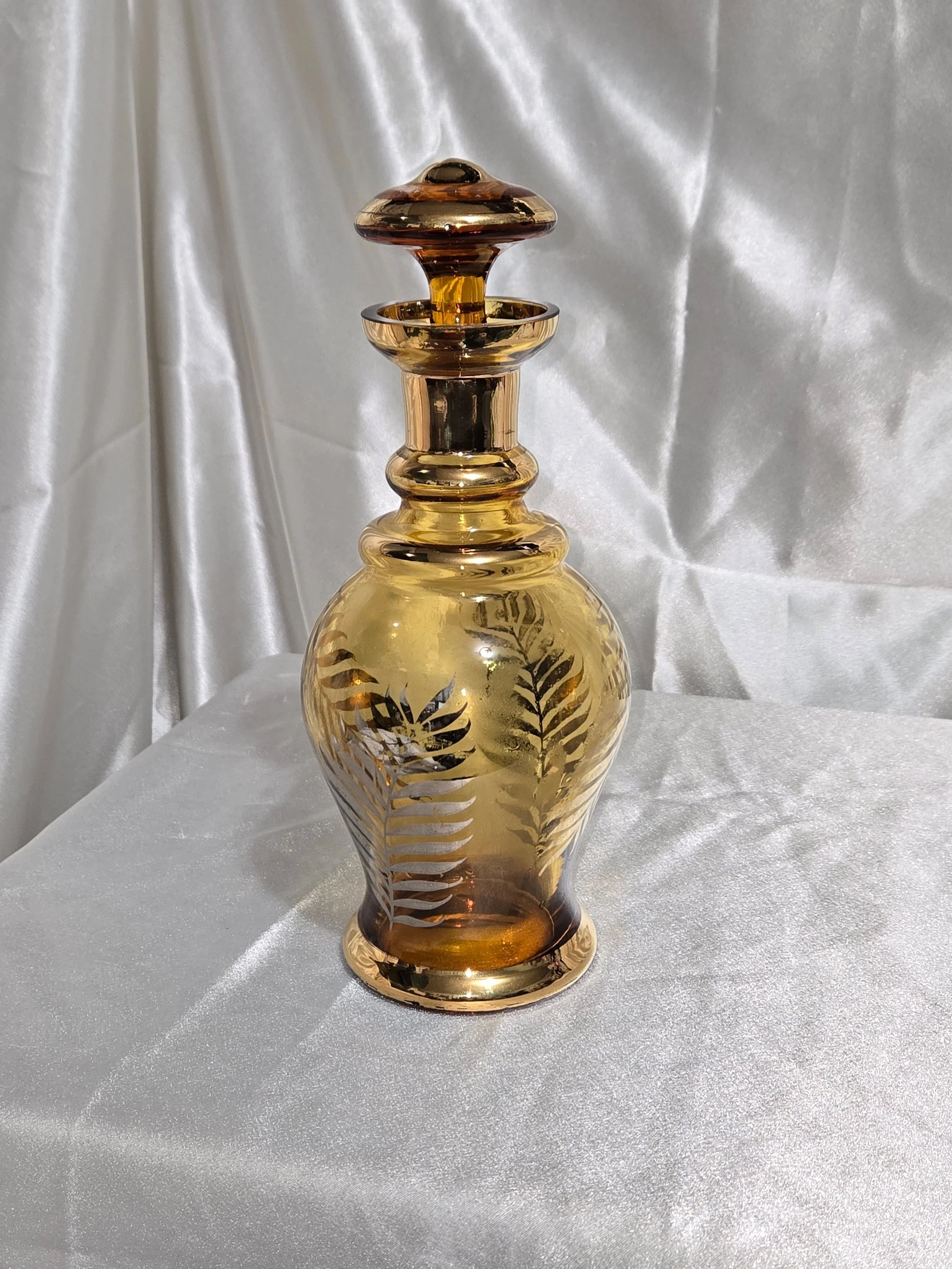 Vintage Amber Glass Decanter with Stopper