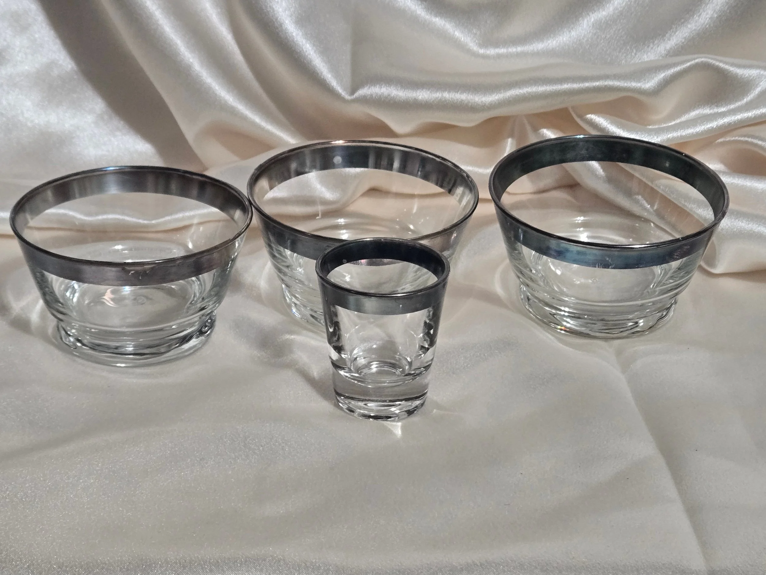 Vintage Anchor Hocking Allegro Silver Band Bowls & Shot Glass Set