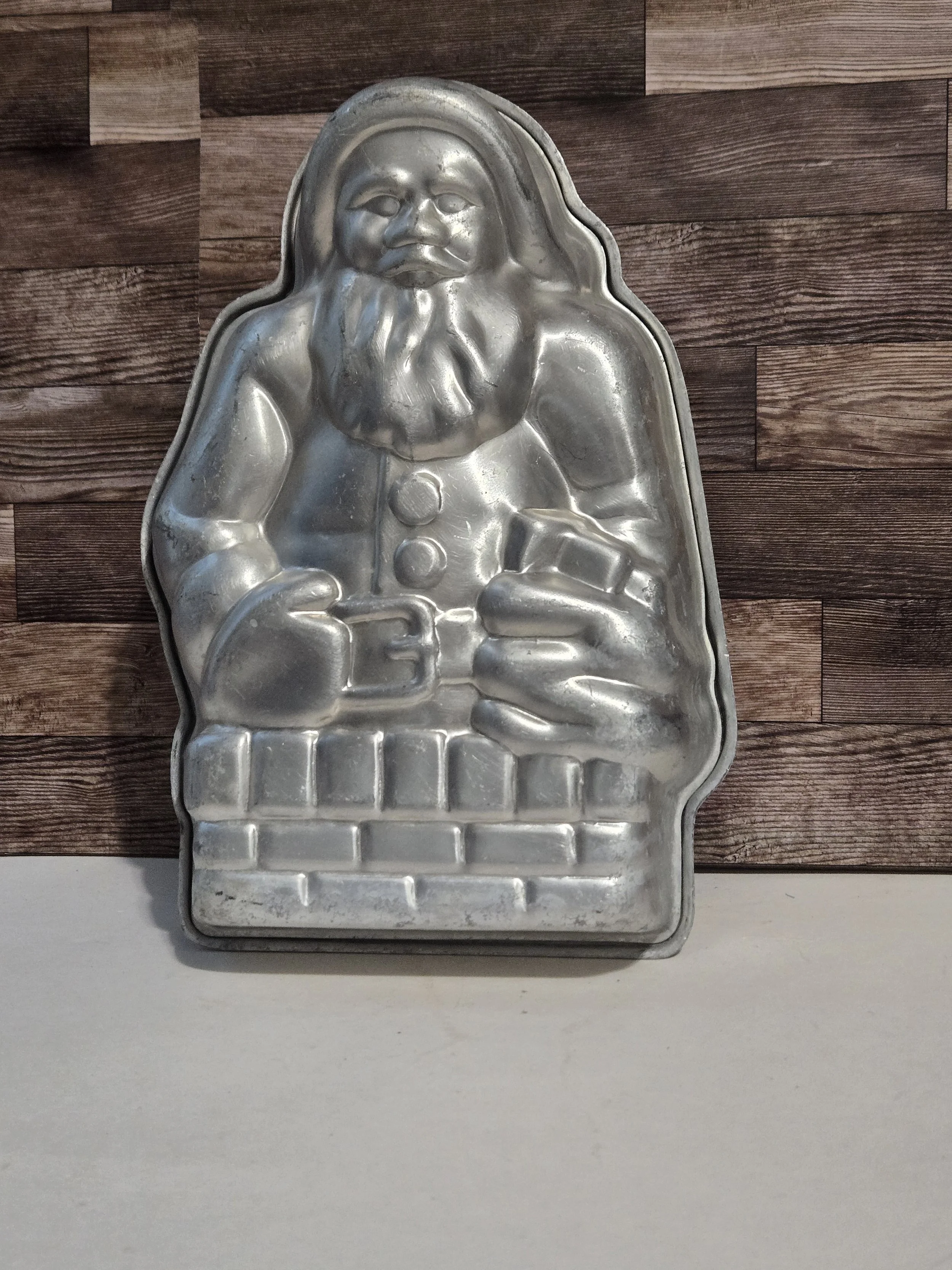 Vintage Santa Chimney Cake Pan Mold 3D Aluminum Christmas Bakeware