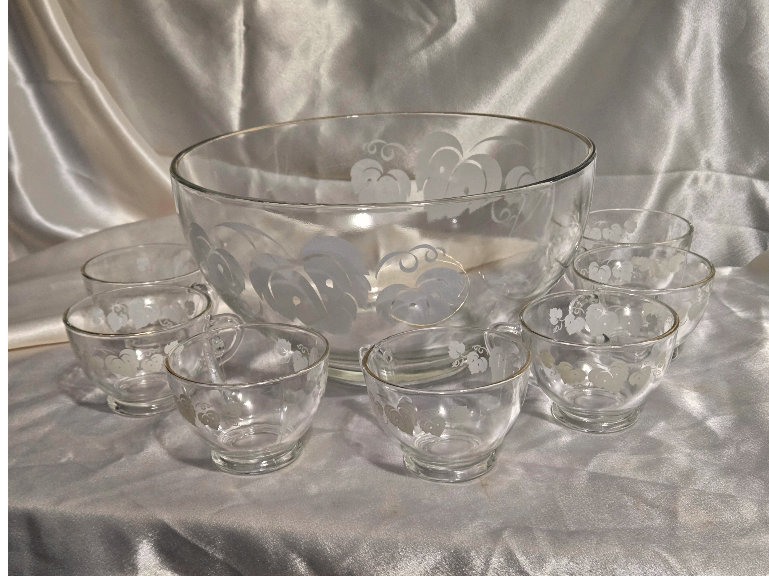 Punch bowl set.png