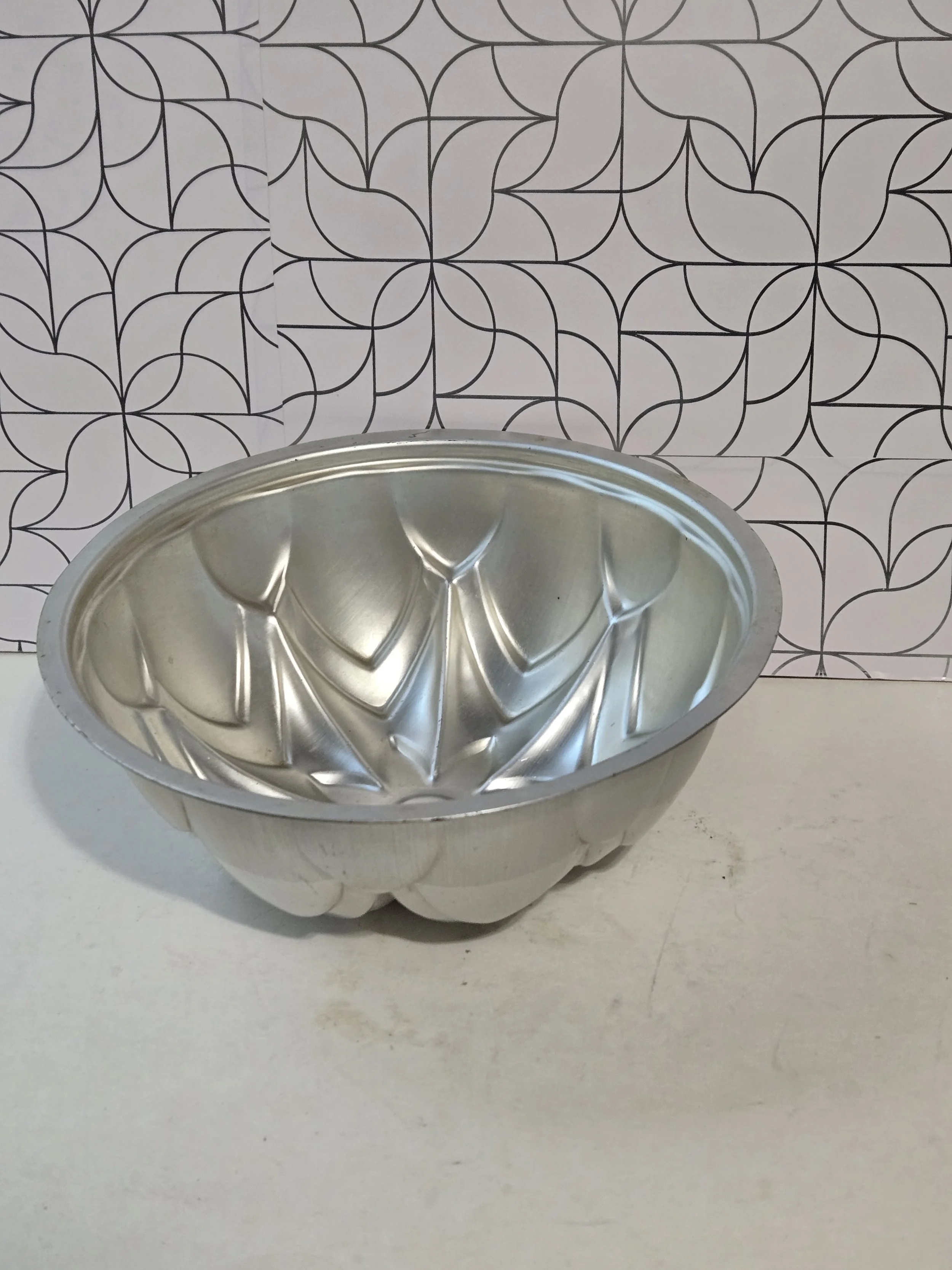 Vintage Wear-Ever 1321½ Aluminum Flower Dessert Mold Made in USA