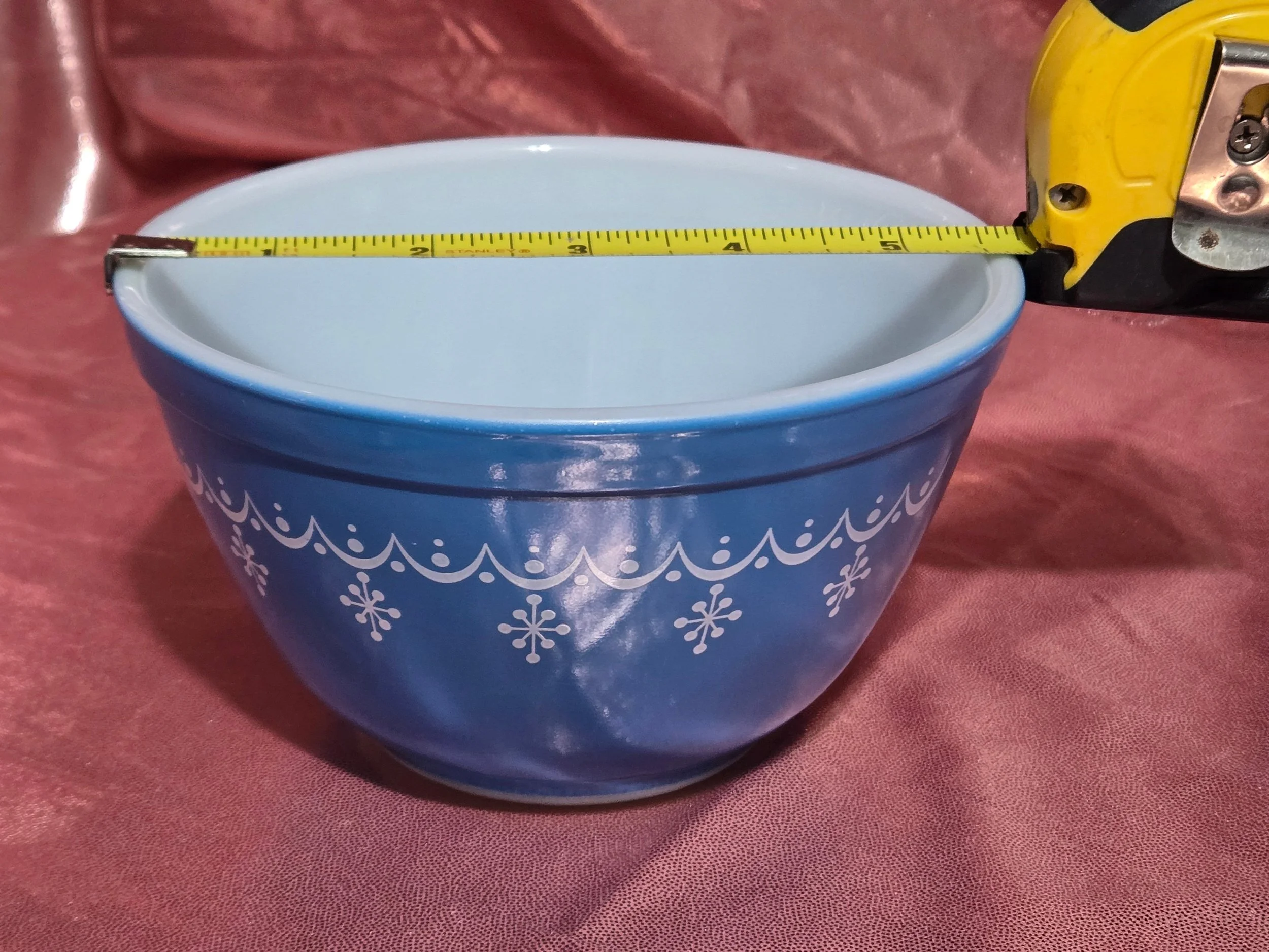 Pyrex Cinderella bowls Snowflake Blue pattern