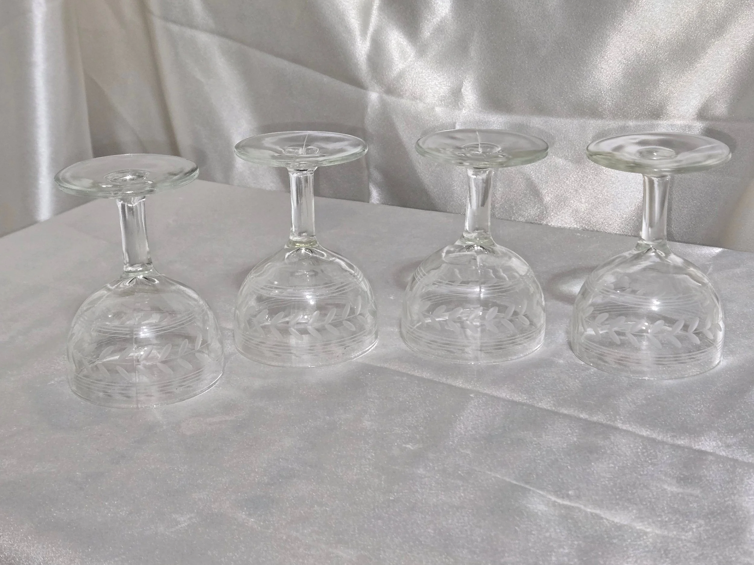 Anchor Hocking AHC55 maker’s mark on base of vintage etched glass