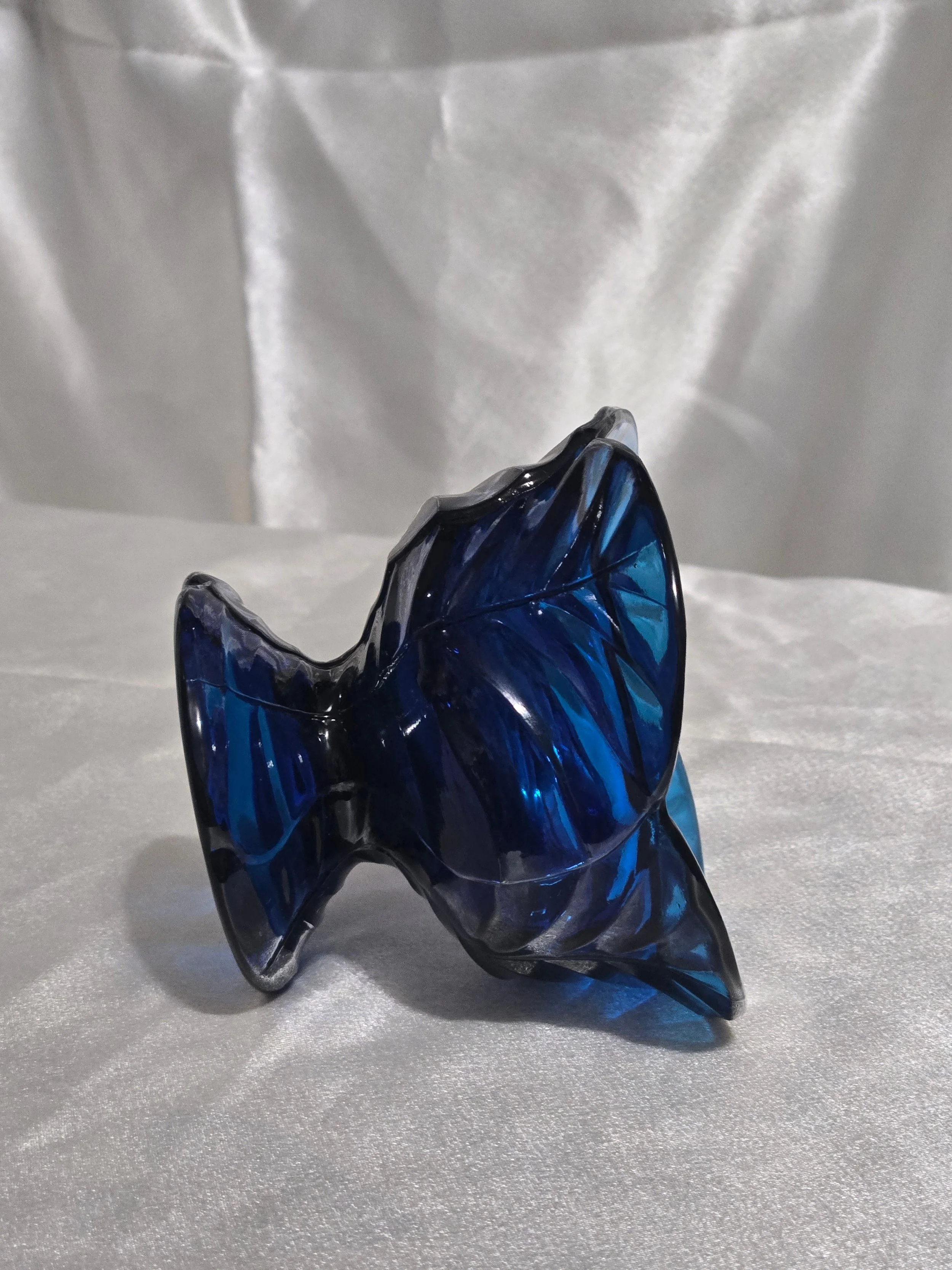Viking Glass Glimmer Leaf fairy lamp base in charcoal blue pressed glass with leaf pattern and rounded form, mid-century vintage decorative piece.