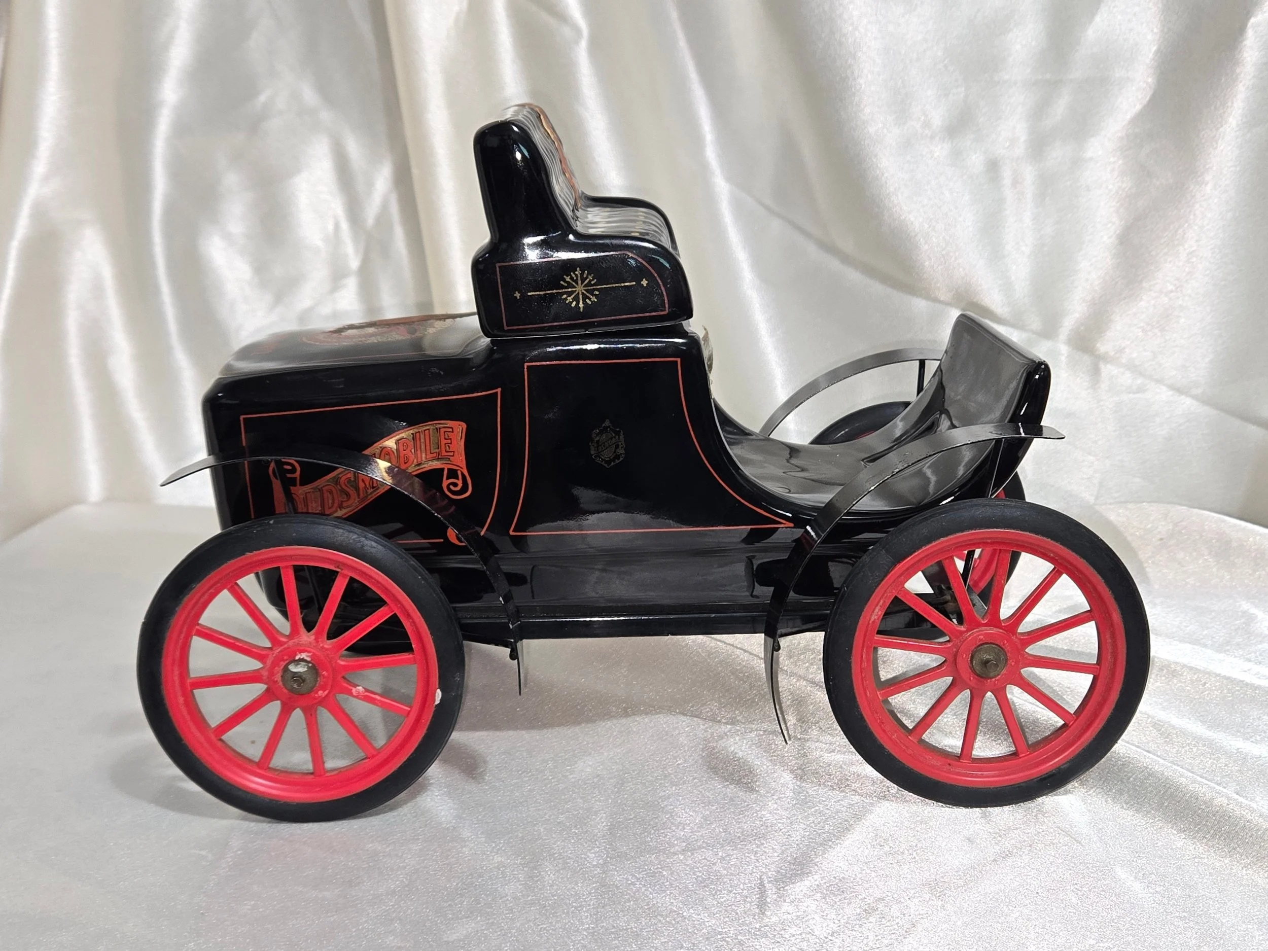 Jim Beam 75th Anniversary Car Whiskey Decanter | 1904 Oldsmobile Design | Vintage 1972