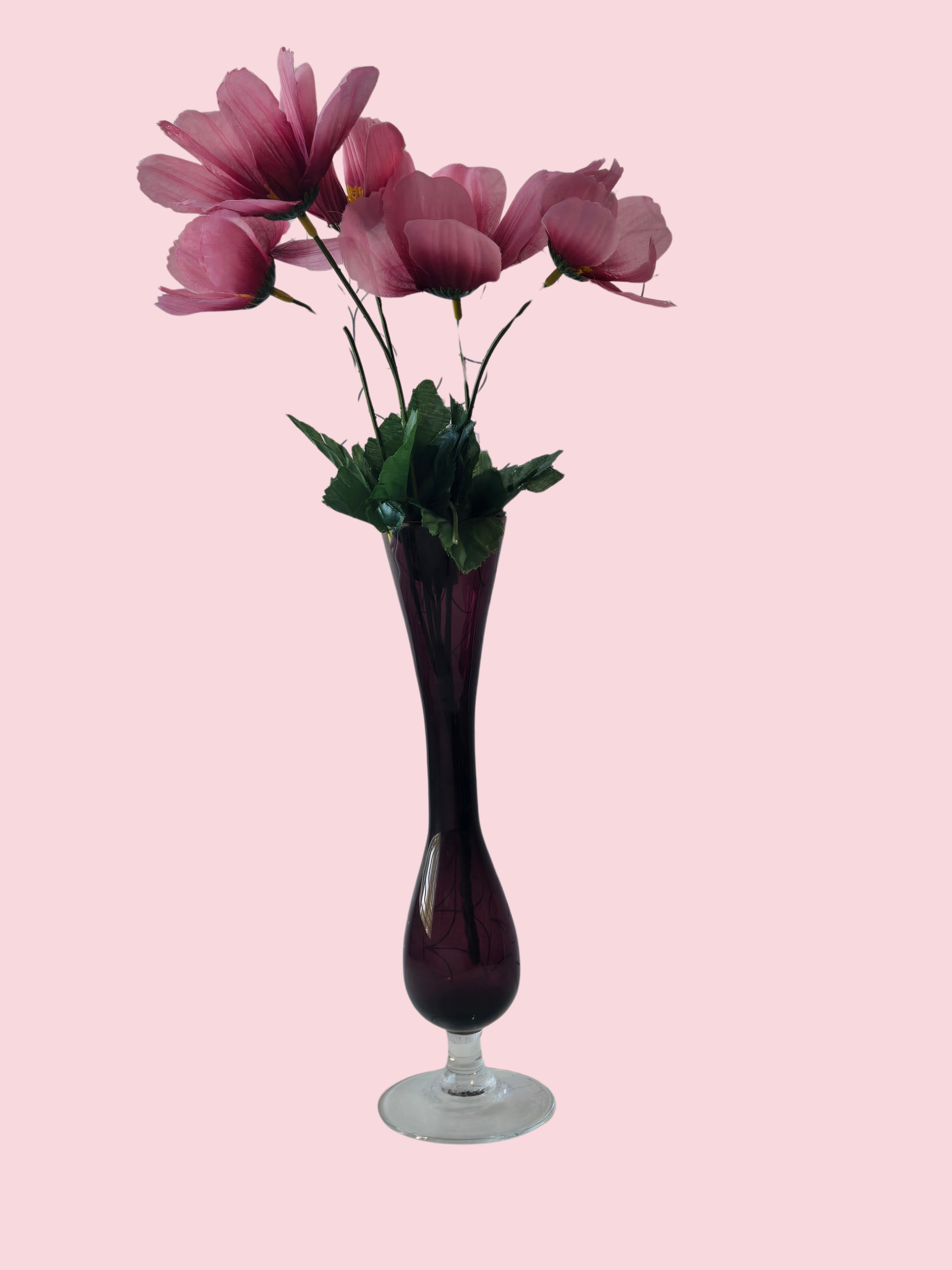 purple bud vase.png