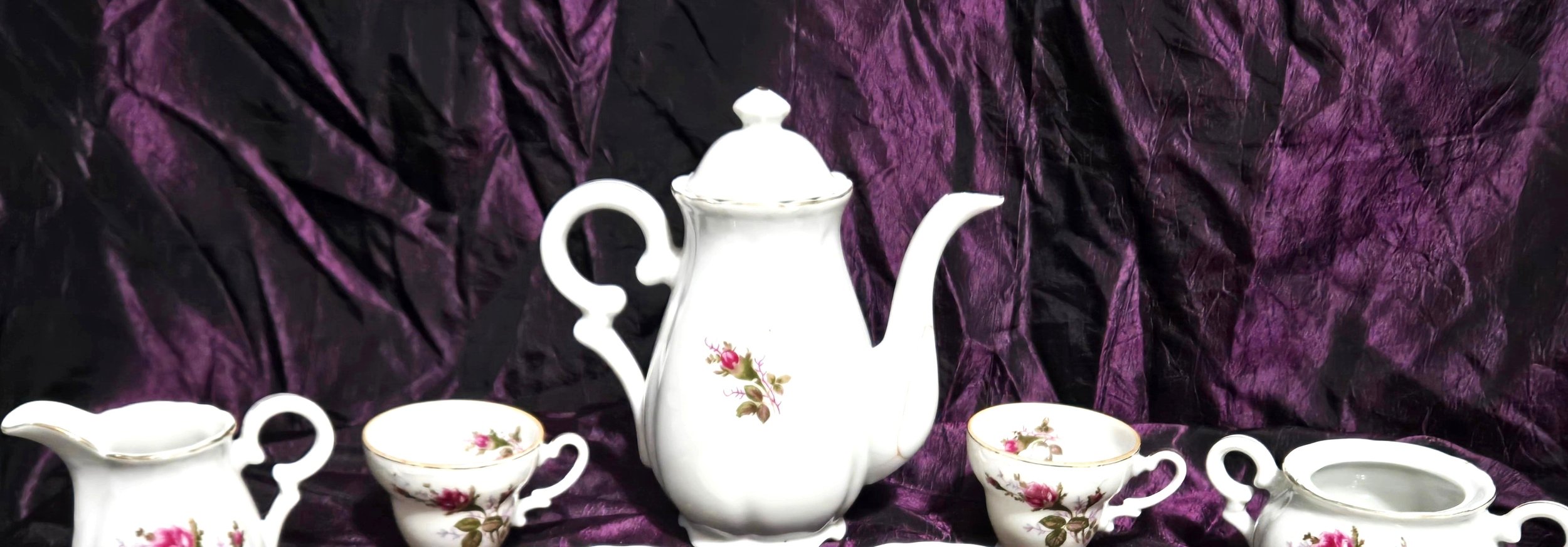 Vintage Fred Roberts Children’s Porcelain Tea Set Gold Trim 9 Piece Play Set