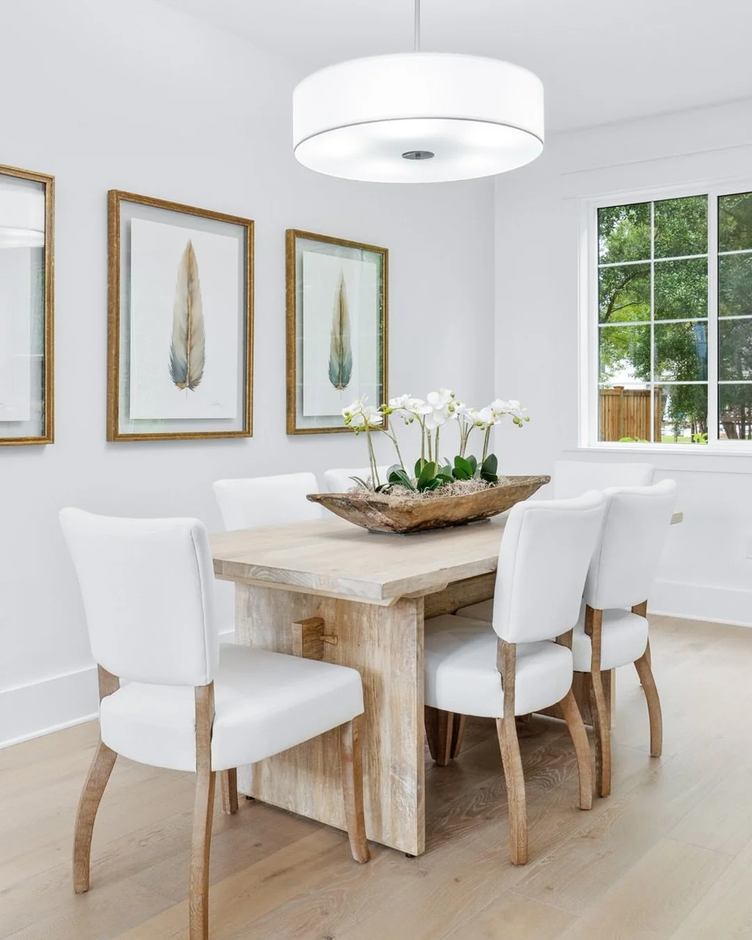 Dreamt up by our PRO Partner and brought to life by our design team - this stunning Eagle Bay install is a masterclass in texture, pattern, and contrast. A layered space where the details do the talking, and the vision shines through.