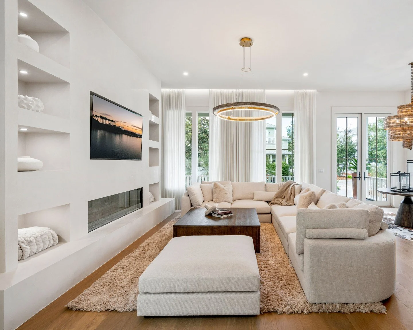 The magic is in the details&mdash;and this PRO Partner install proves it. Thoughtful design, seamless execution, and a space that truly works.

Thinking about your own project? Our team would love to help get you started.

Designer: Catherine Dozer
B