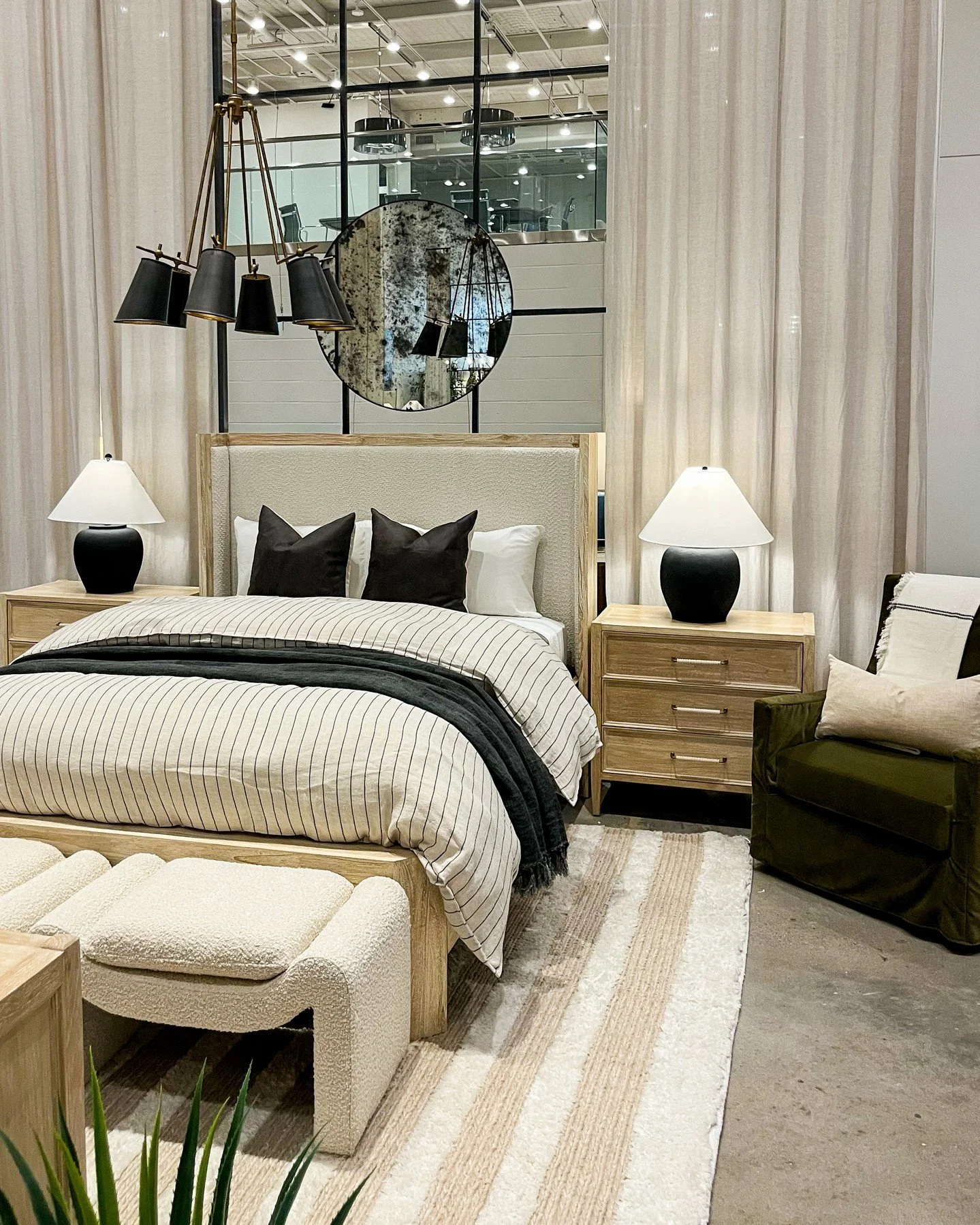 Neutral doesn&rsquo;t mean boring.
This bed layout proves that contrast, scale, and texture can carry a space.