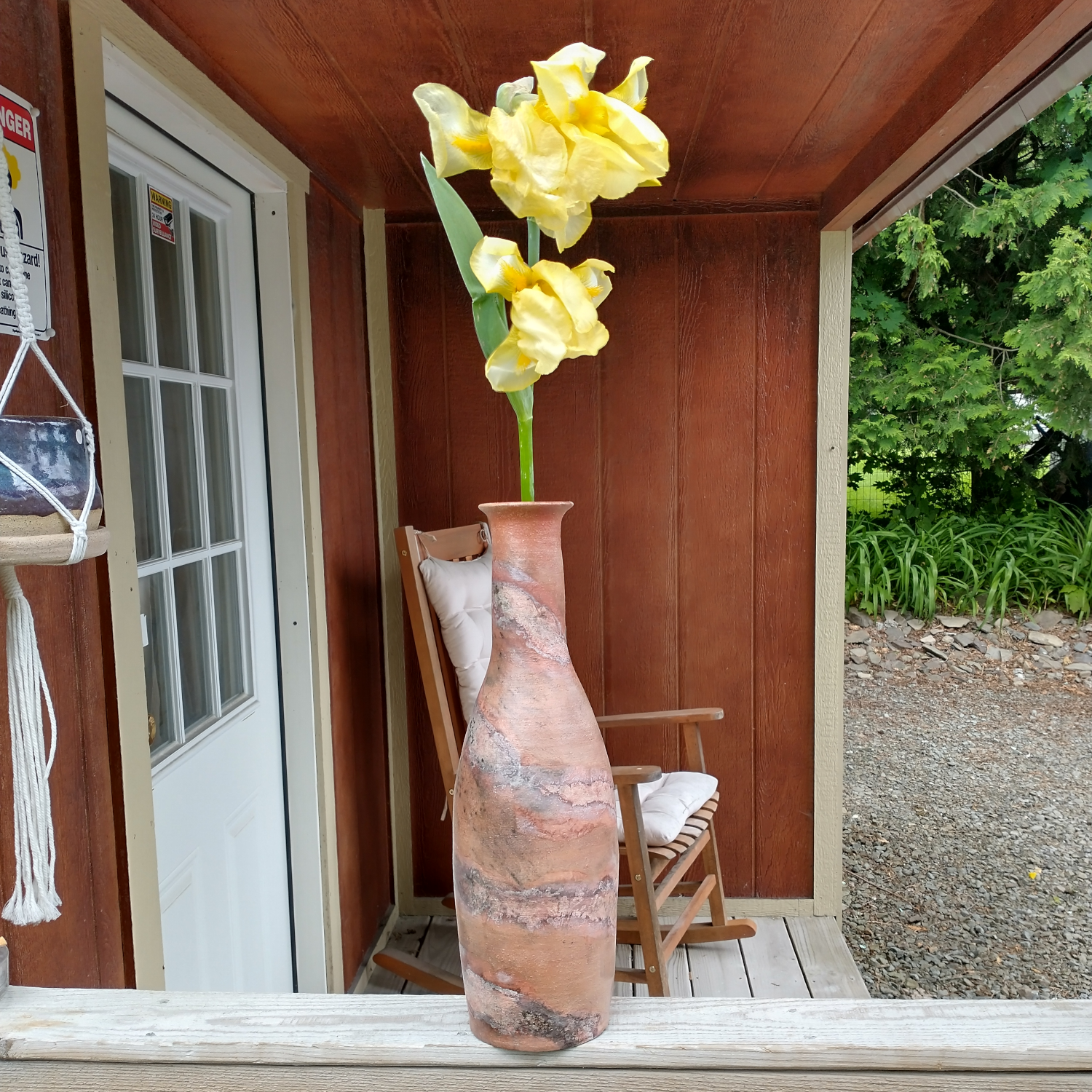 15in. Saggar Vase Life.png