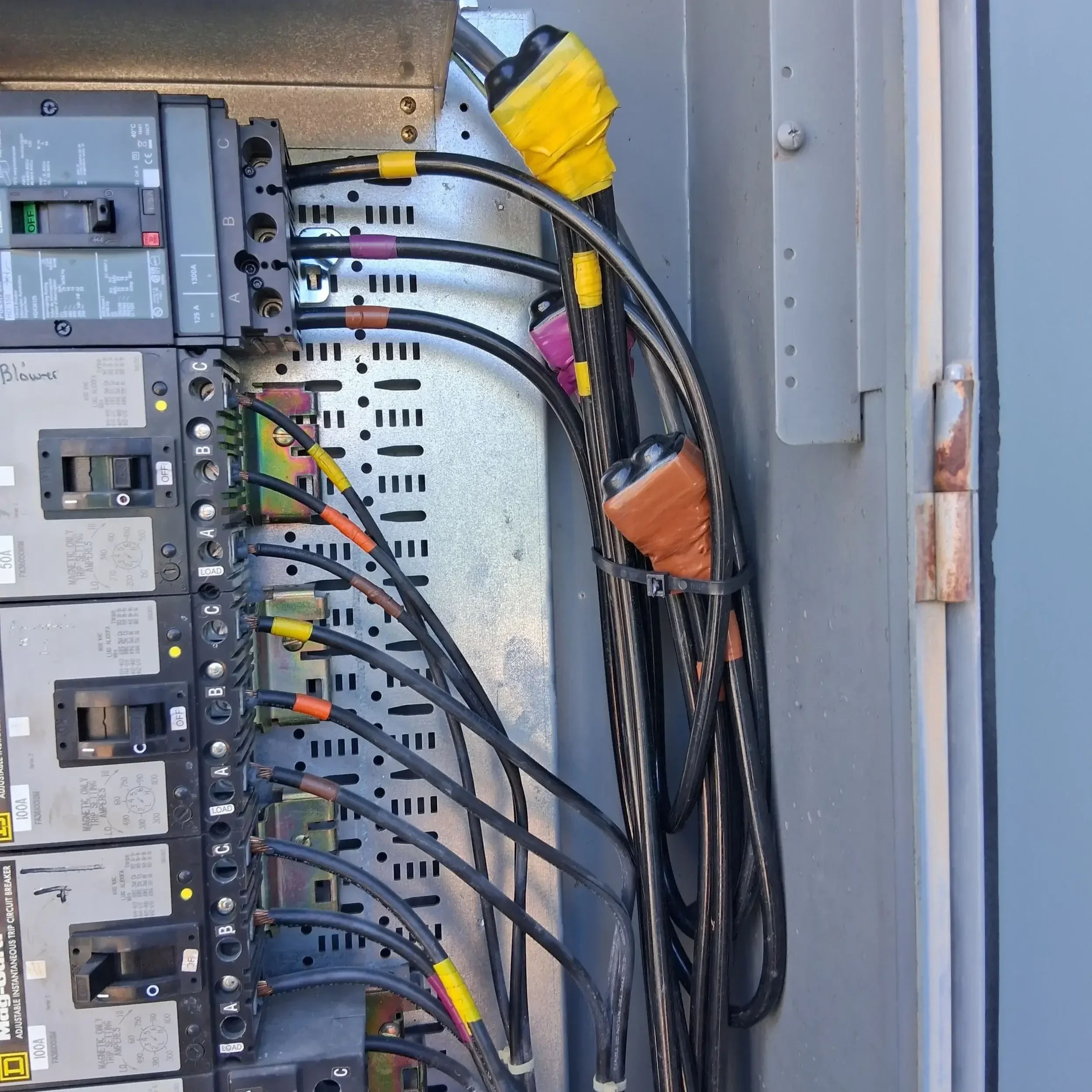 Electric panel close-up image