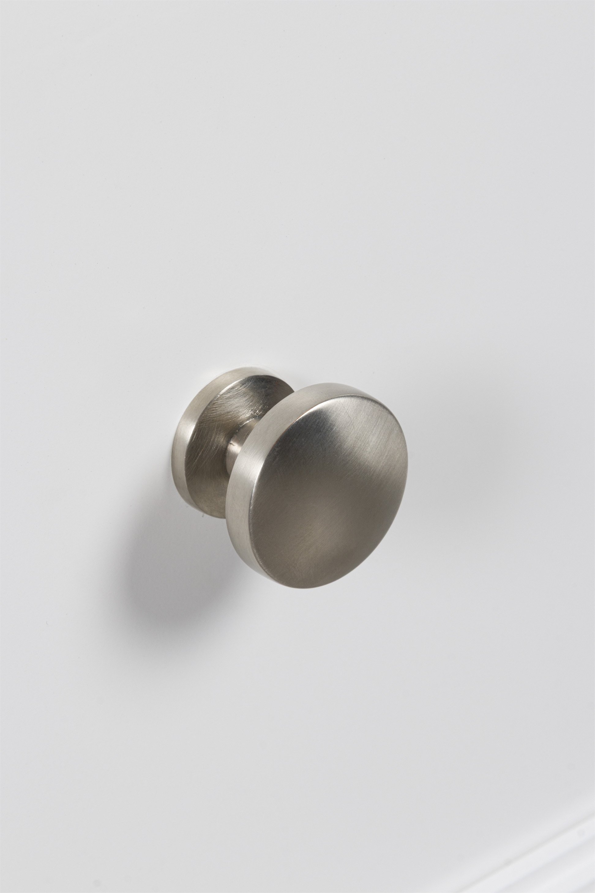 B680-KNOB-DETAIL.jpg
