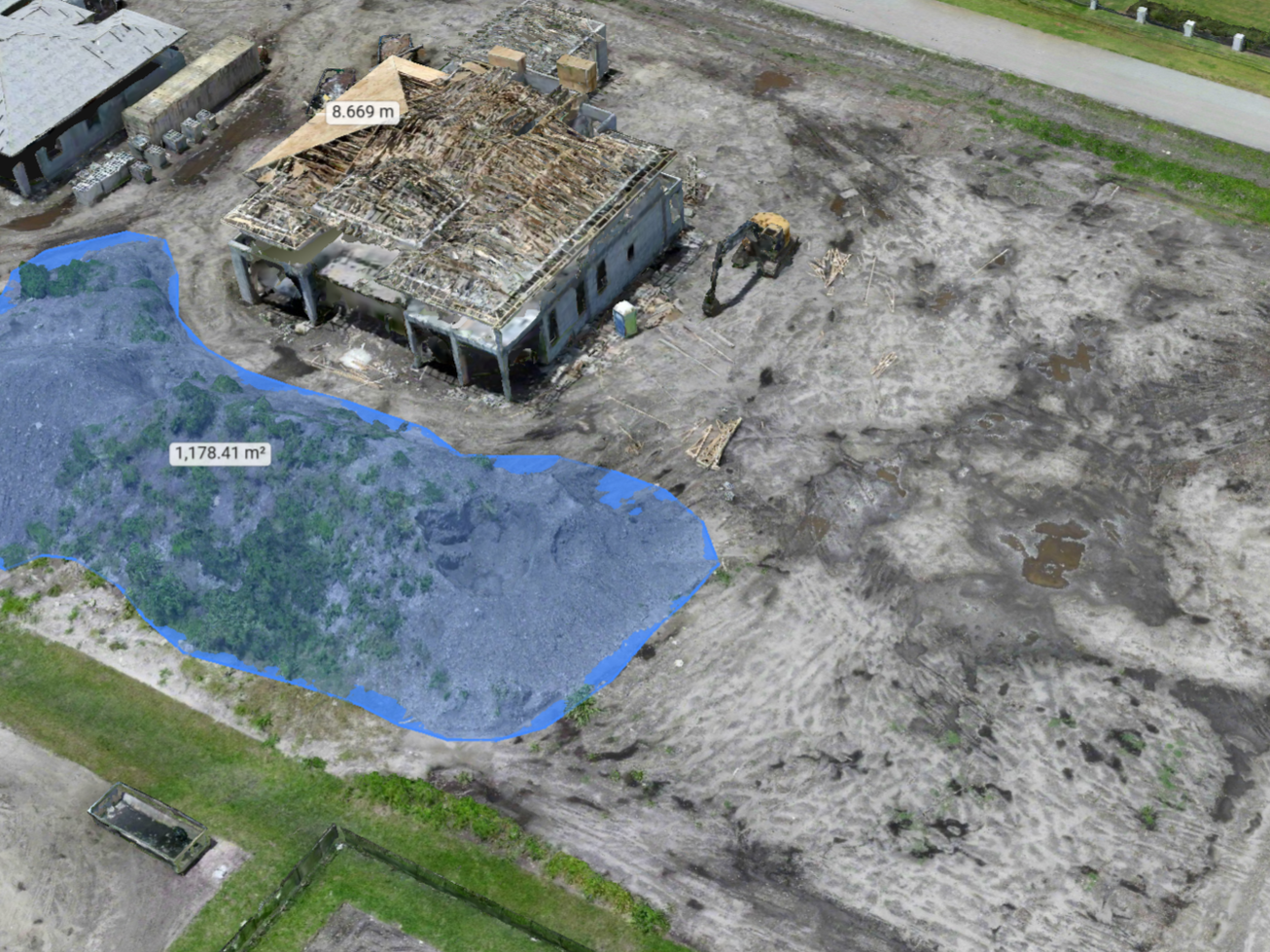 AeroVis 3D construction survey with cut, fill, and volume calculations, showing 1,178.41 cubic meters of cut analysis for earthwork progress tracking
