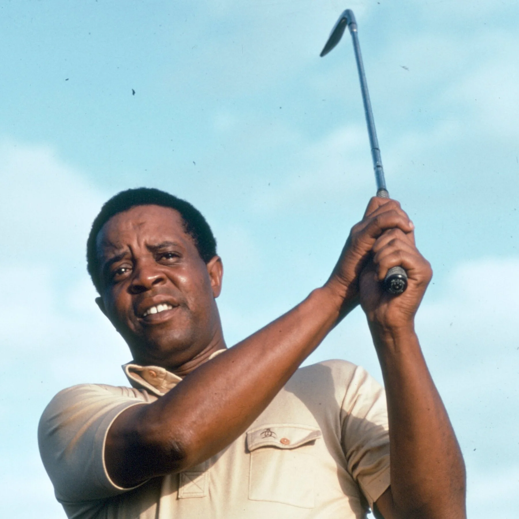 Lee Elder, Golf’s Unsung Hero: Breaking Barriers and Paving the Way